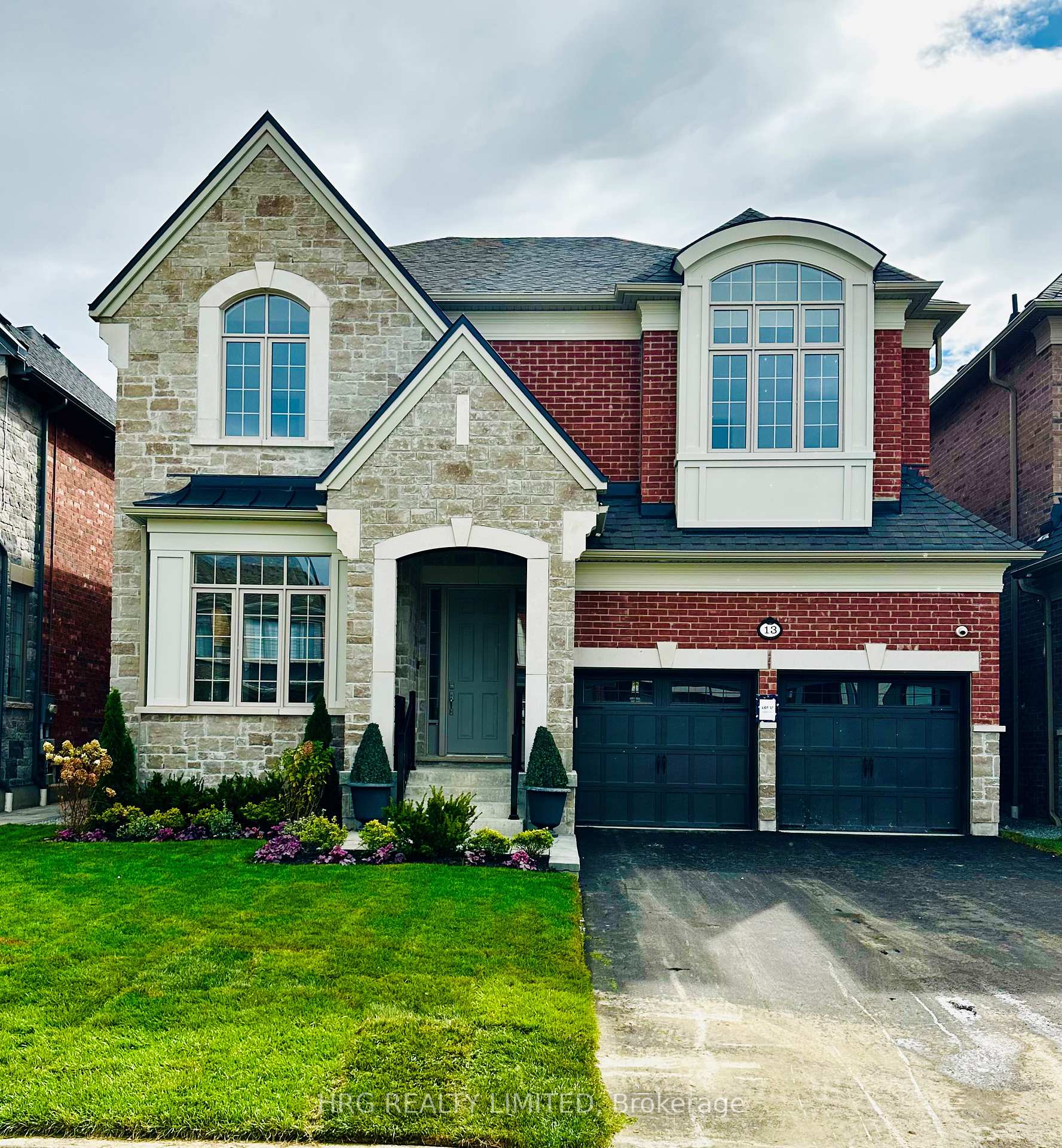 Front of 13 Brabin Circle N