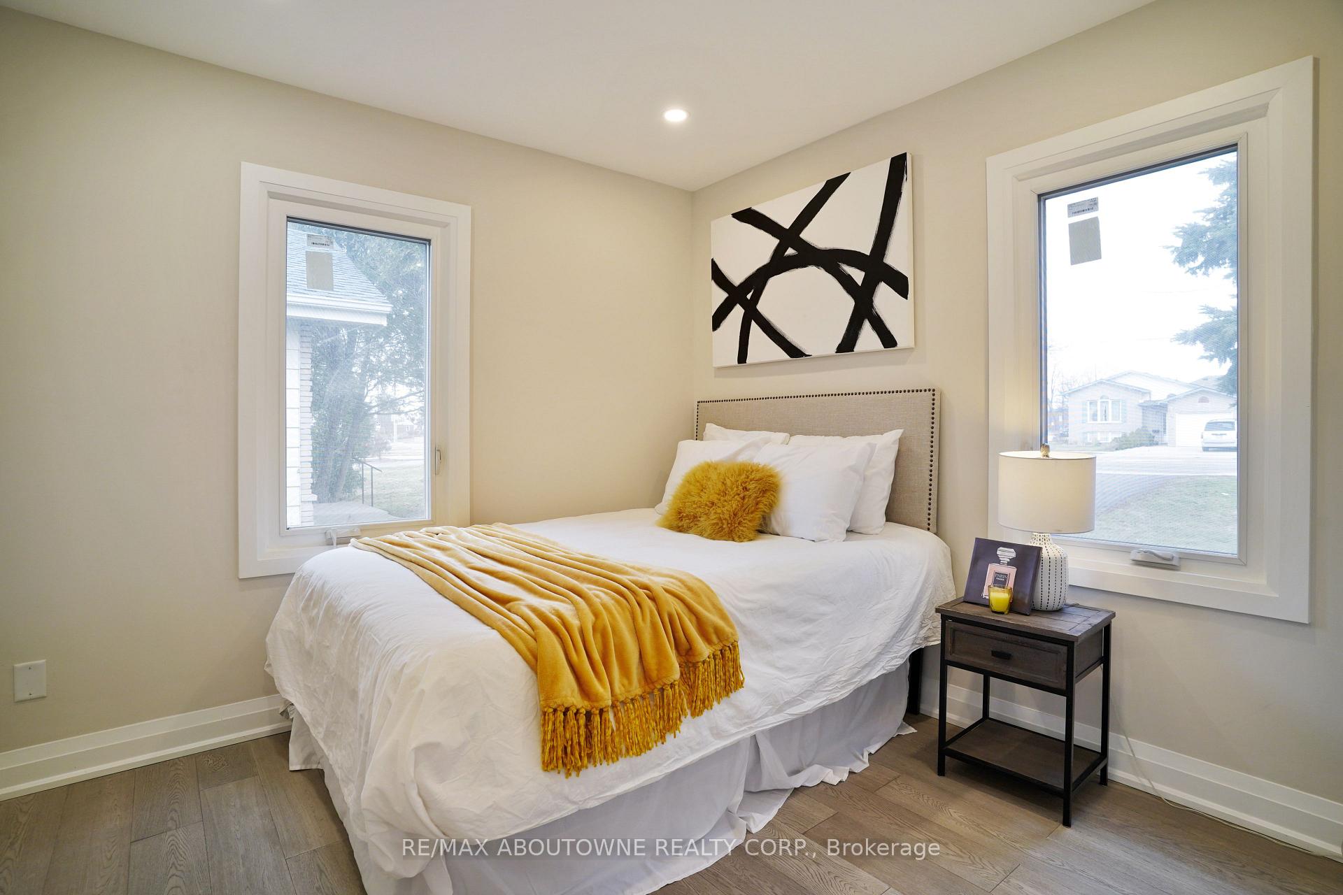 Photo 25 of 96 Mohawk Road E, Hamilton, Greeningdon — HOMEH