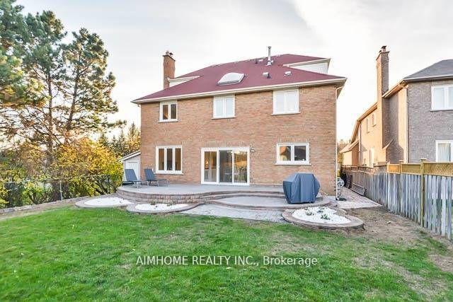 Photo 15 of 56 Braeside Square, Markham, Unionville — HOMEH