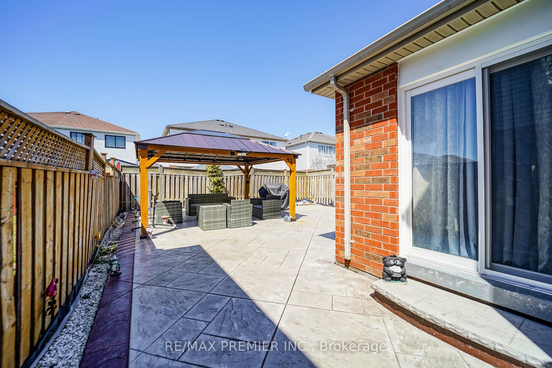 Photo 13 of 166 Cordgrass Crescent, Brampton, Sandringham-Wellington — HOMEH