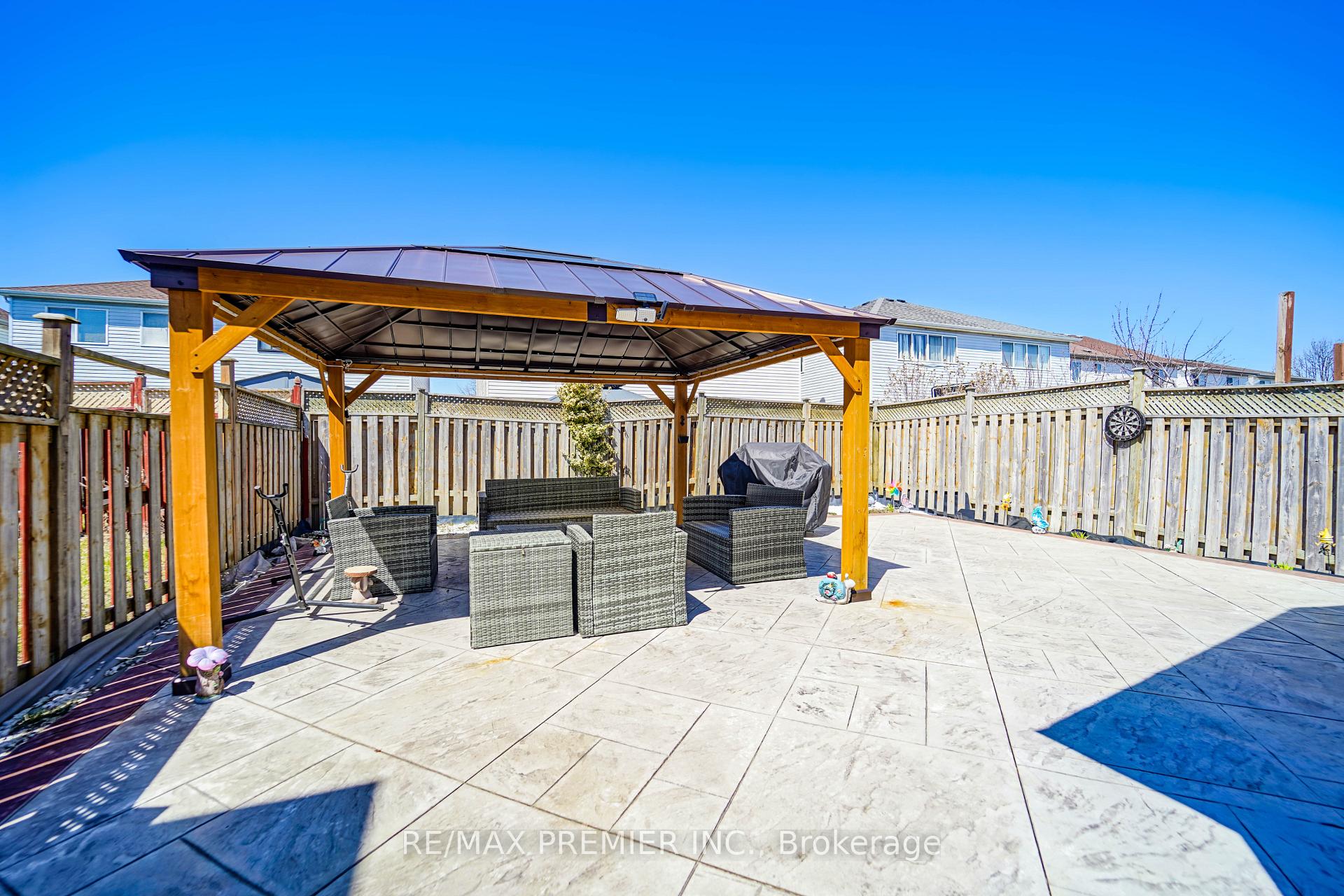 Photo 19 of 166 Cordgrass Crescent, Brampton, Sandringham-Wellington — HOMEH
