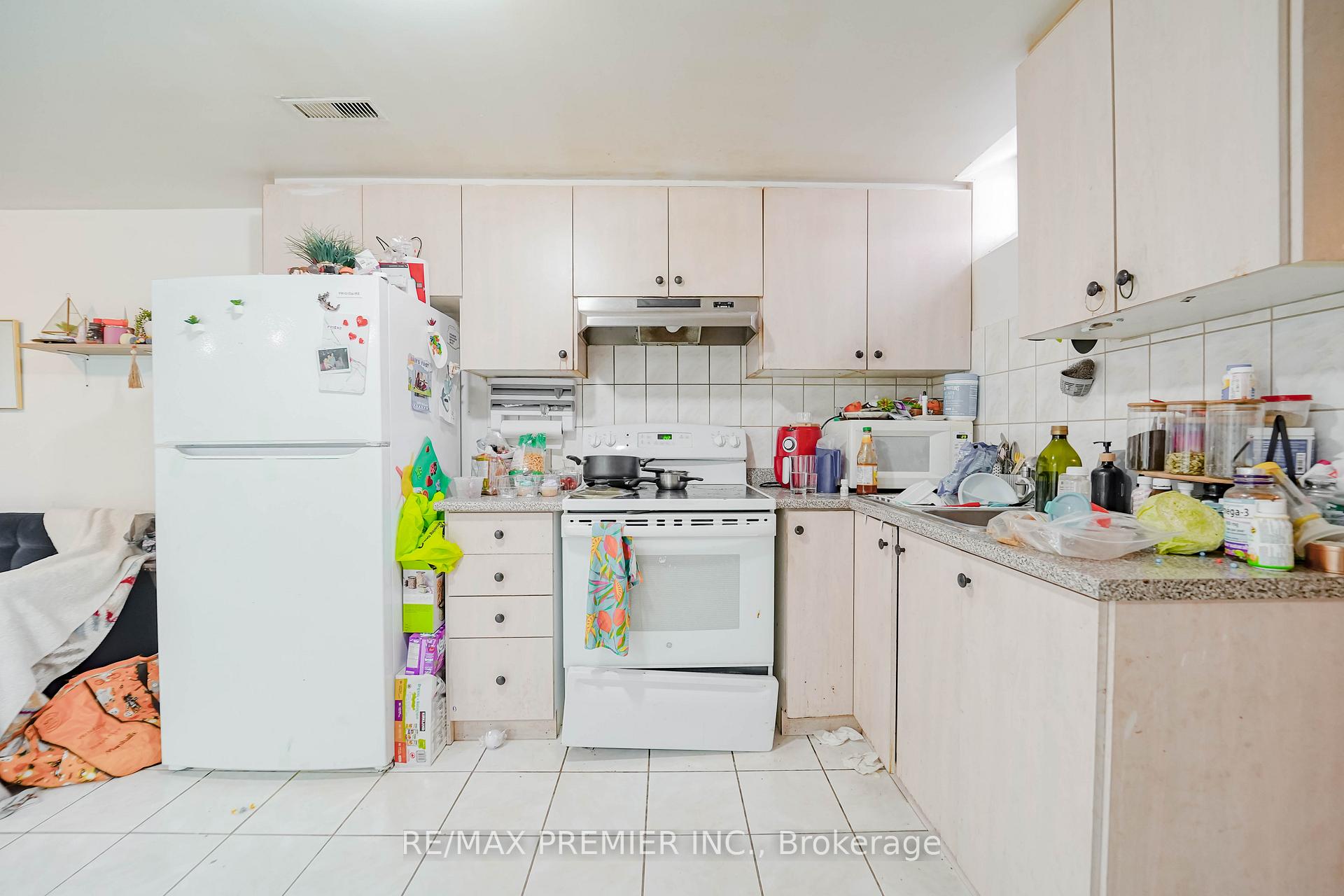 Photo 44 of 166 Cordgrass Crescent, Brampton, Sandringham-Wellington — HOMEH