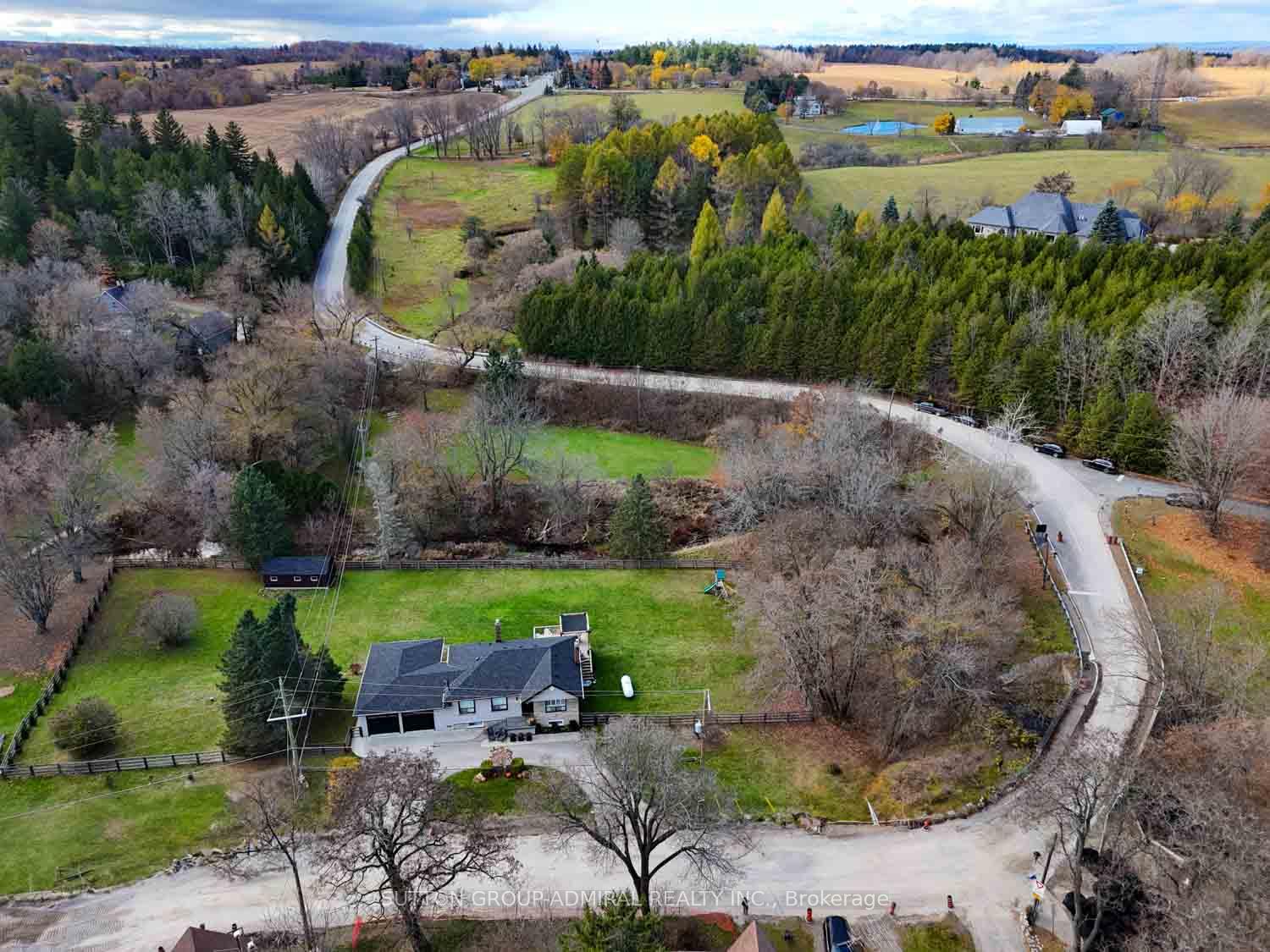 Photo 2 of 485 Kettleby Road, King, King City — HOMEH