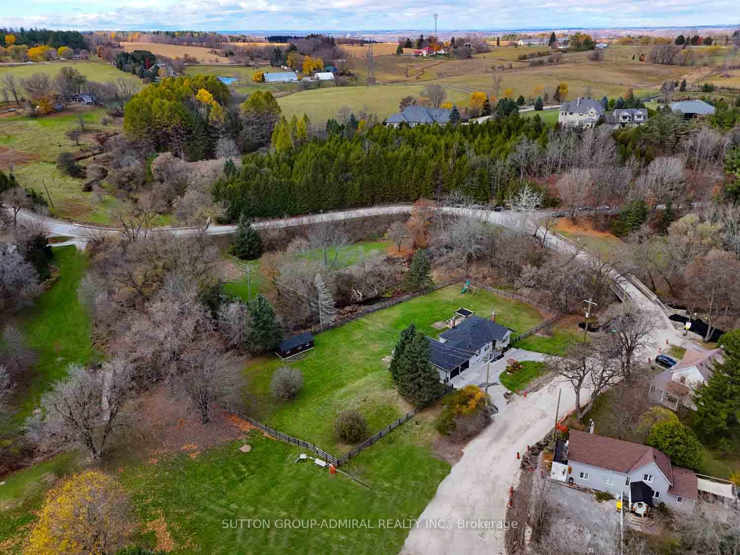 Photo 3 of 485 Kettleby Road, King, King City — HOMEH