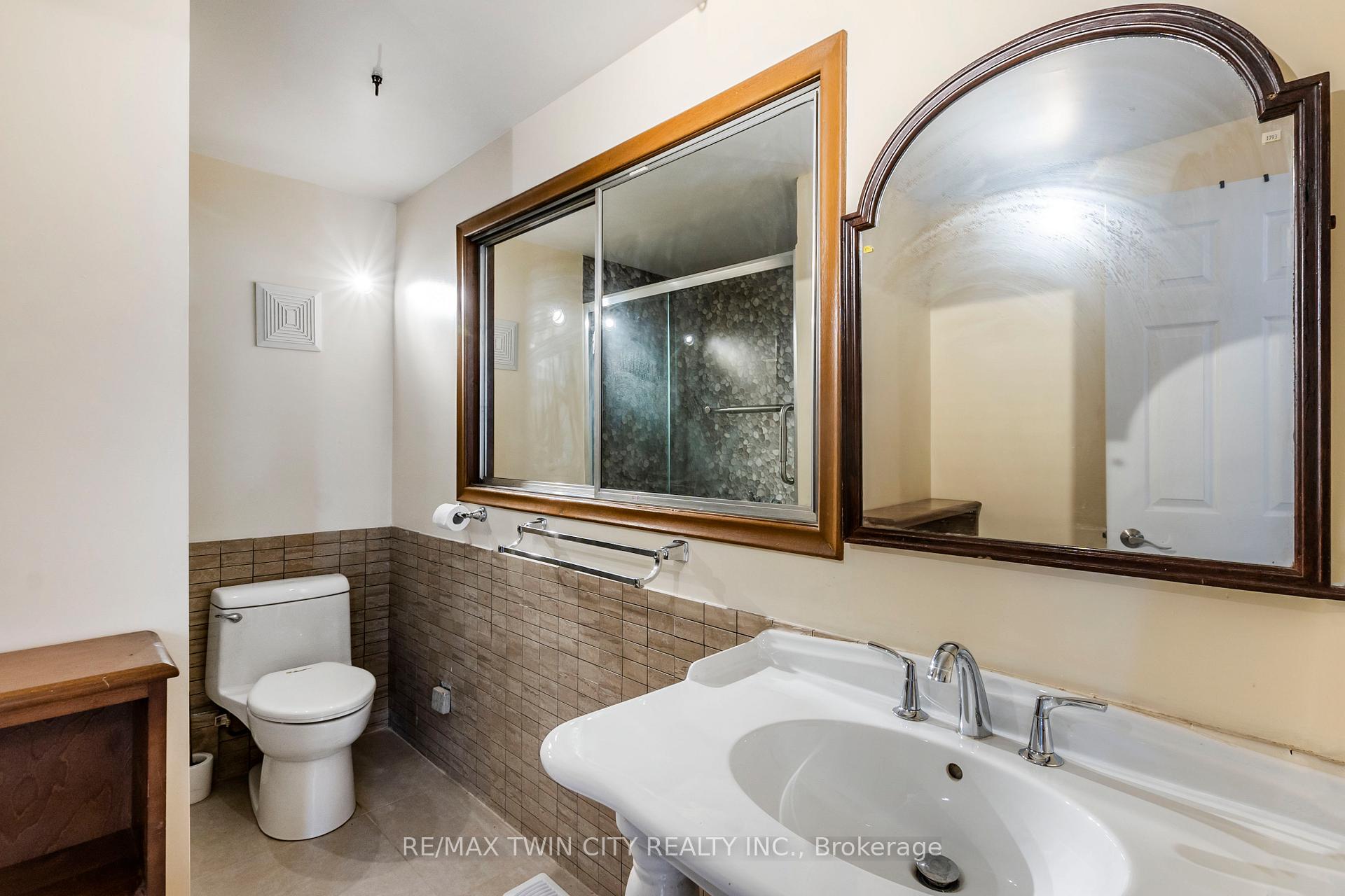 Photo 6 of 413 Carson Drive, Kitchener — HOMEH