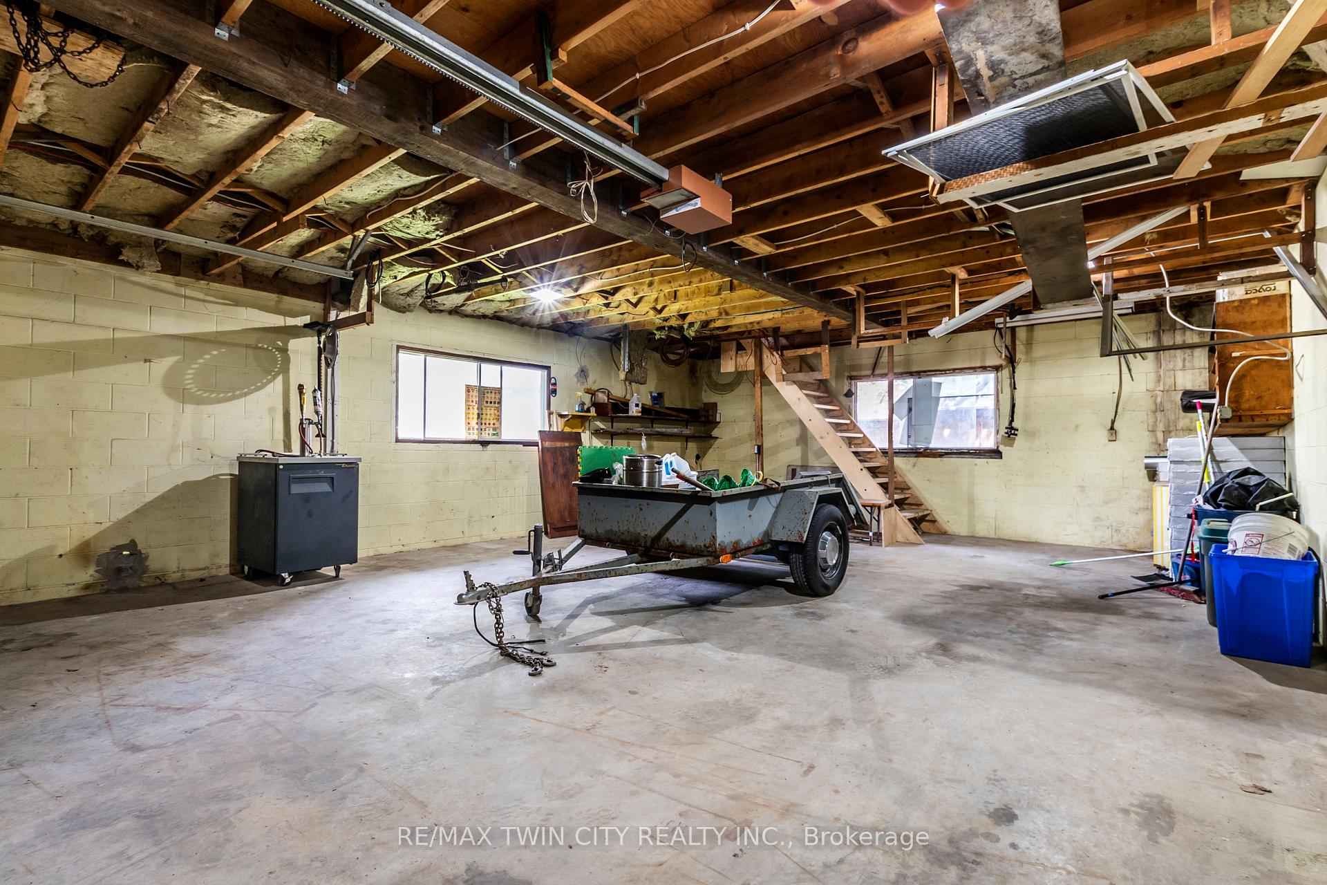 Photo 36 of 413 Carson Drive, Kitchener — HOMEH