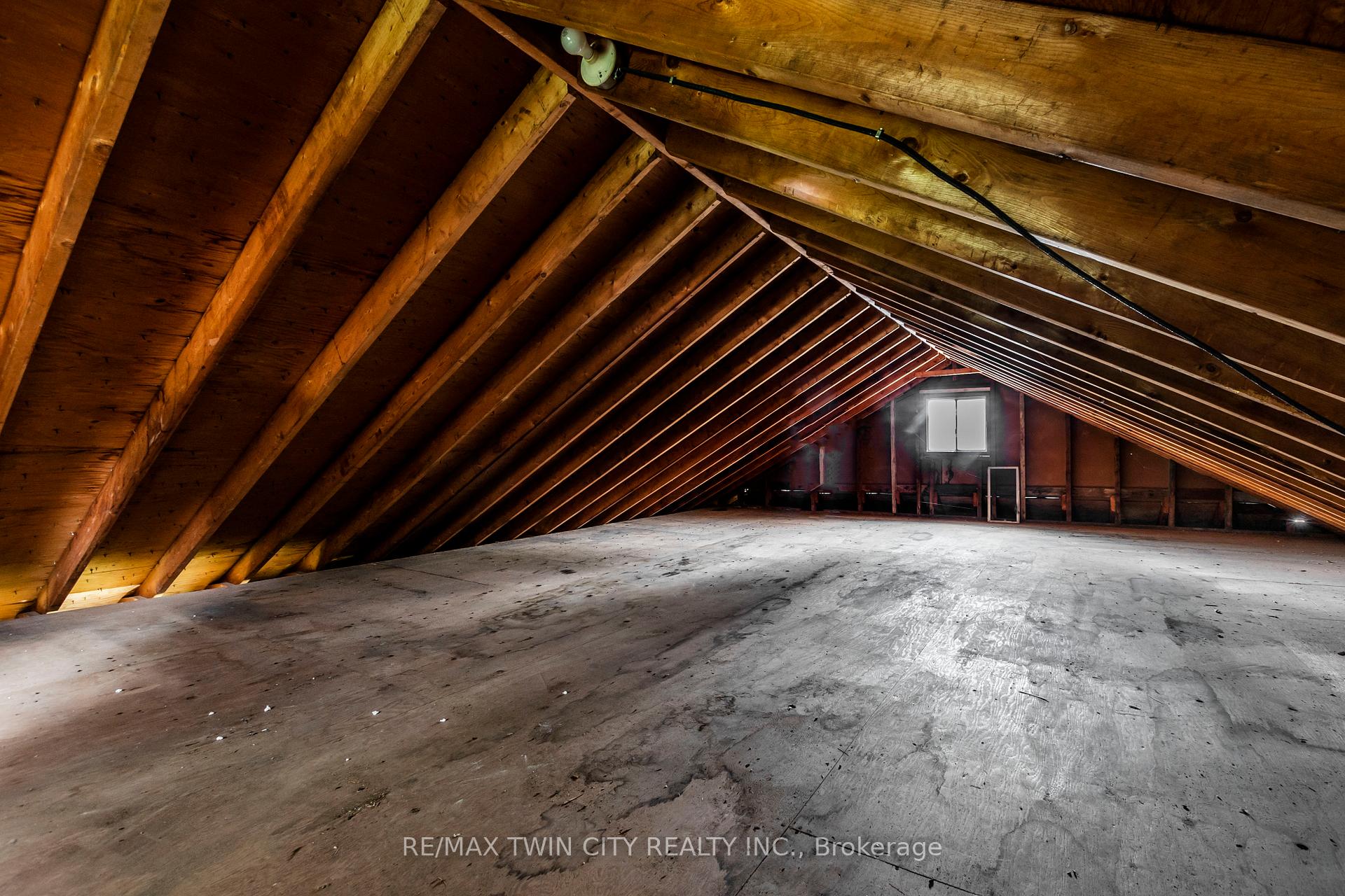 Photo 37 of 413 Carson Drive, Kitchener — HOMEH