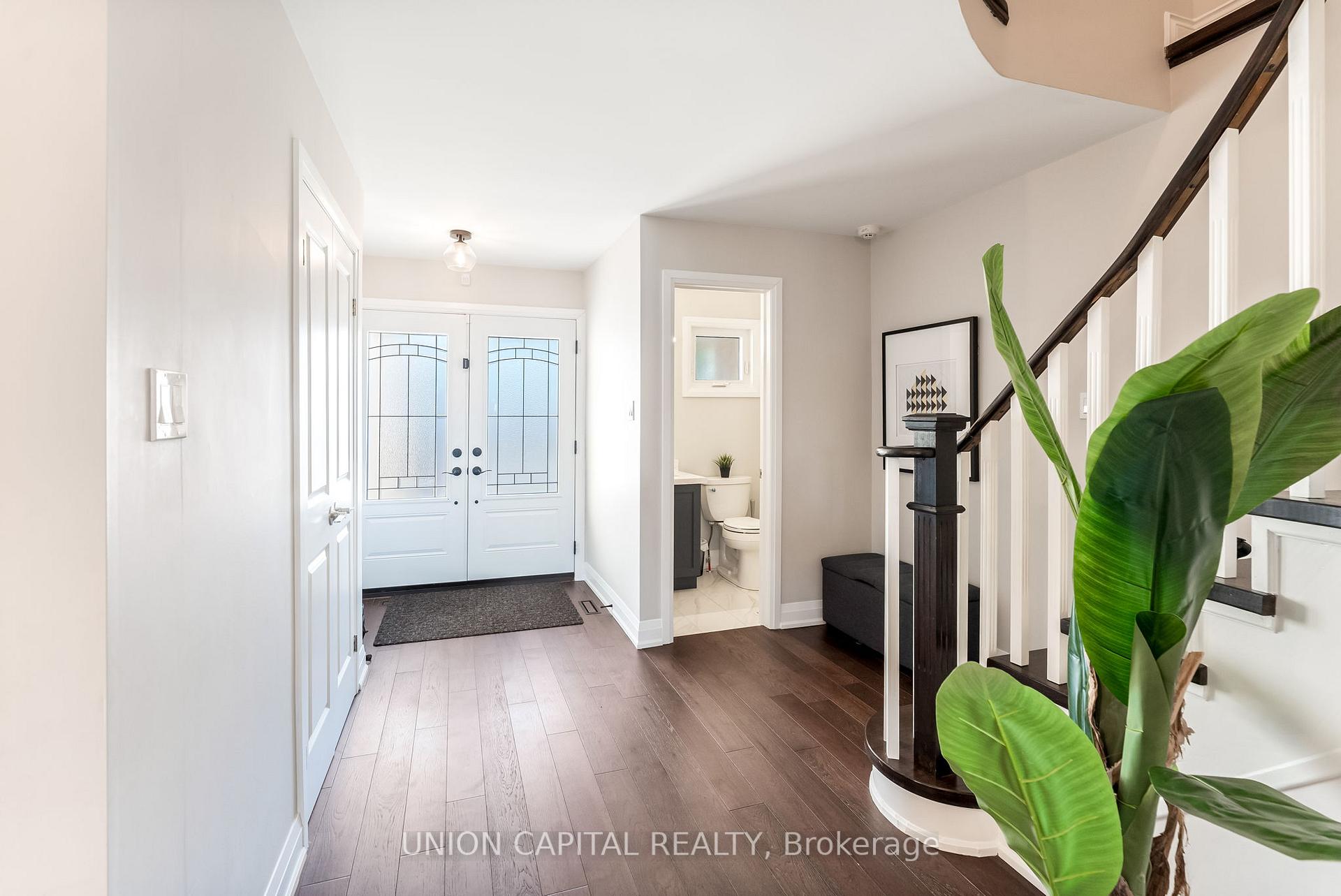 Photo 3 of 64 Lilac Avenue, Markham, Aileen-Willowbrook — HOMEH