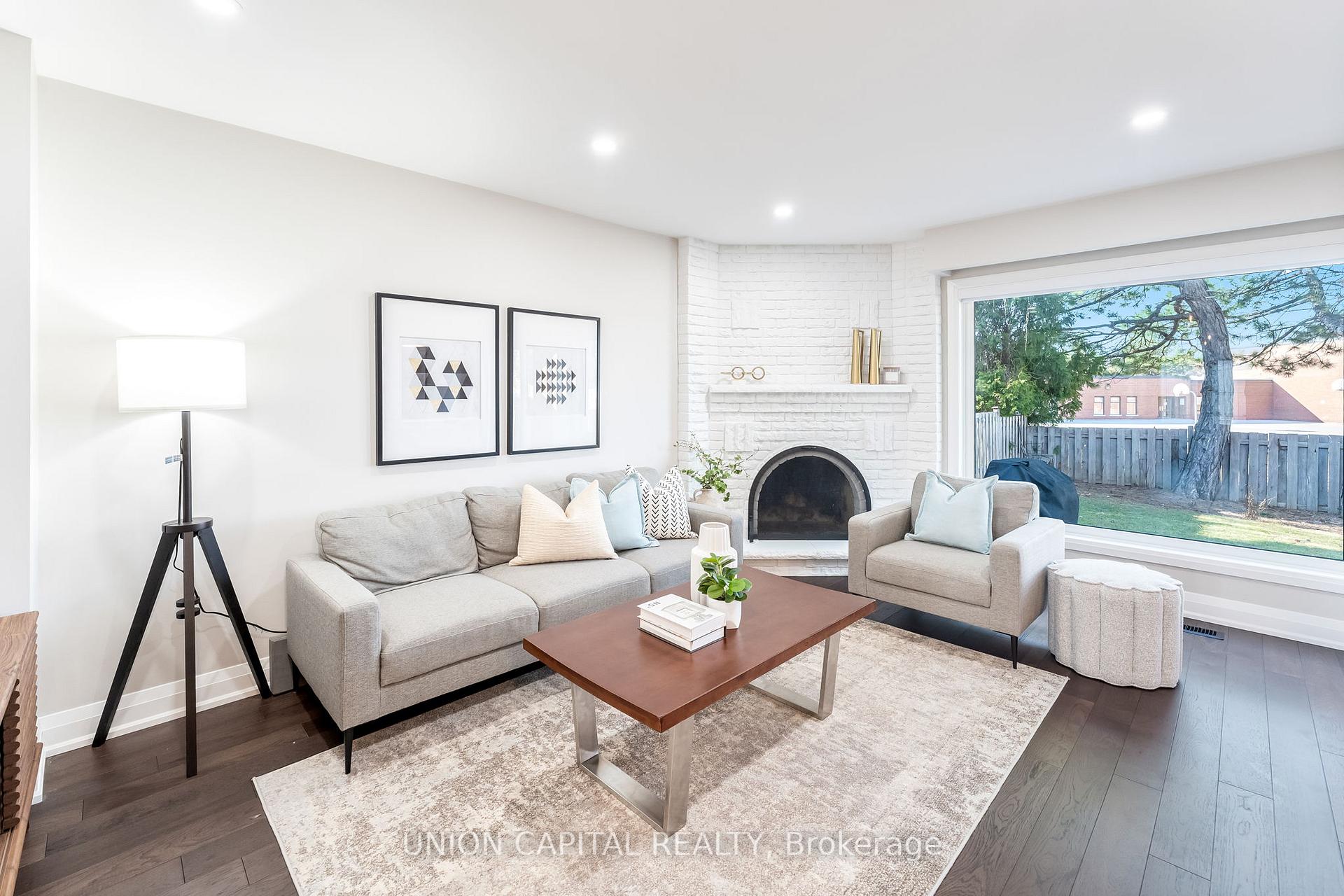 Photo 6 of 64 Lilac Avenue, Markham, Aileen-Willowbrook — HOMEH