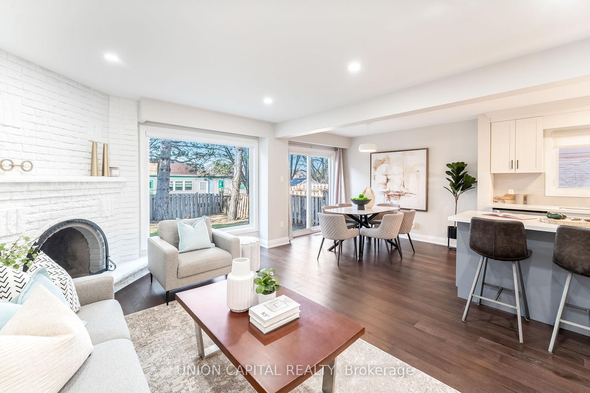 Photo 4 of 64 Lilac Avenue, Markham, Aileen-Willowbrook — HOMEH