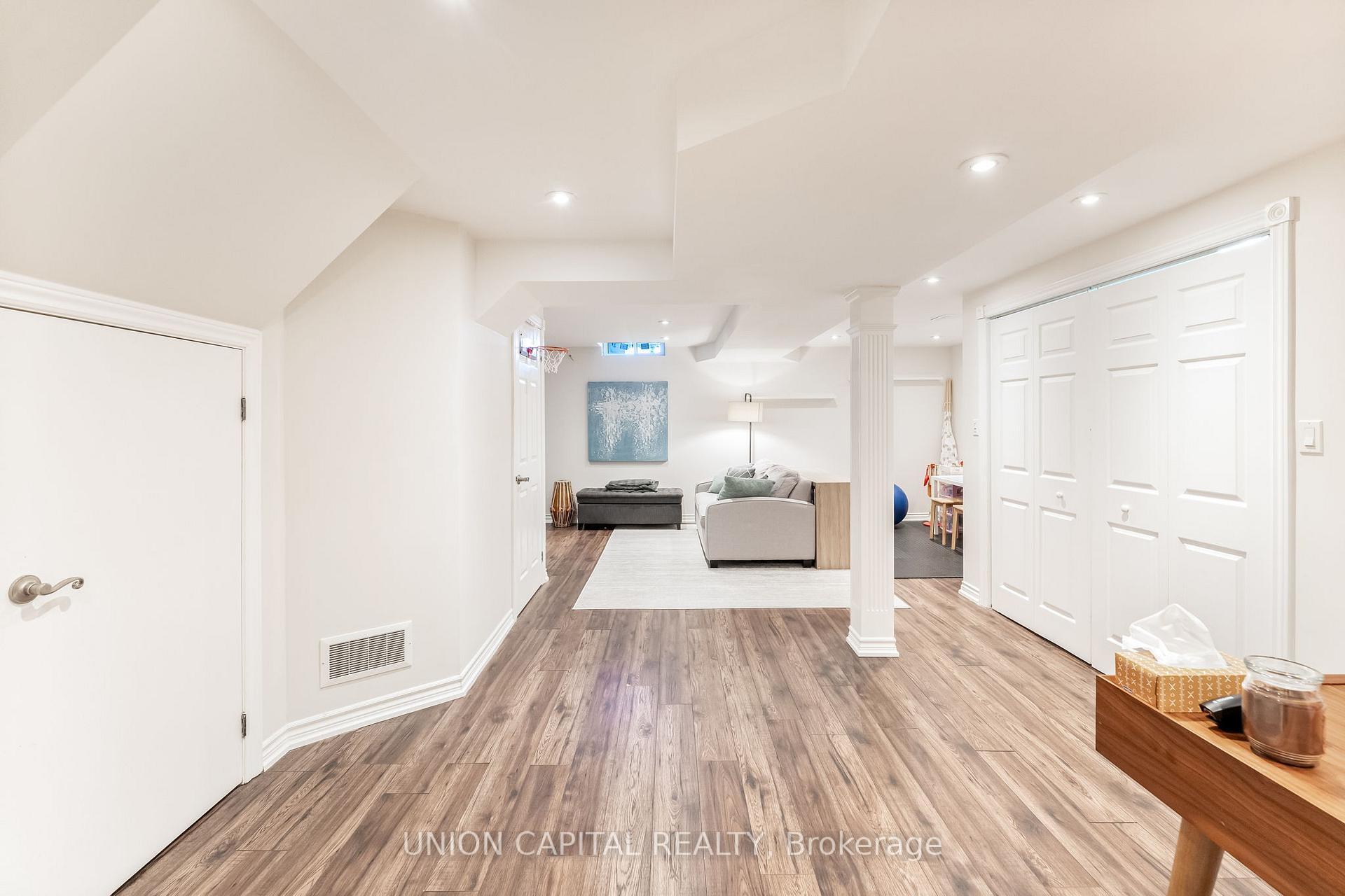 Photo 22 of 64 Lilac Avenue, Markham, Aileen-Willowbrook — HOMEH