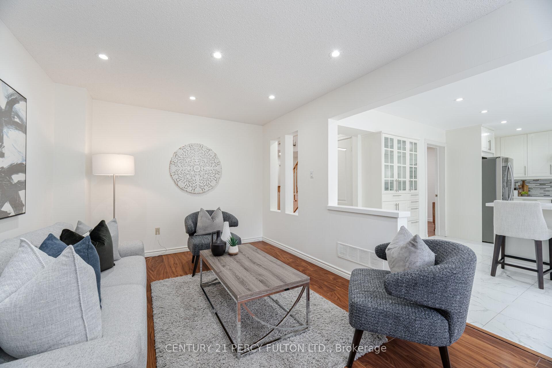 Photo 27 of 269 Hoover Drive, Pickering, Rougemount — HOMEH
