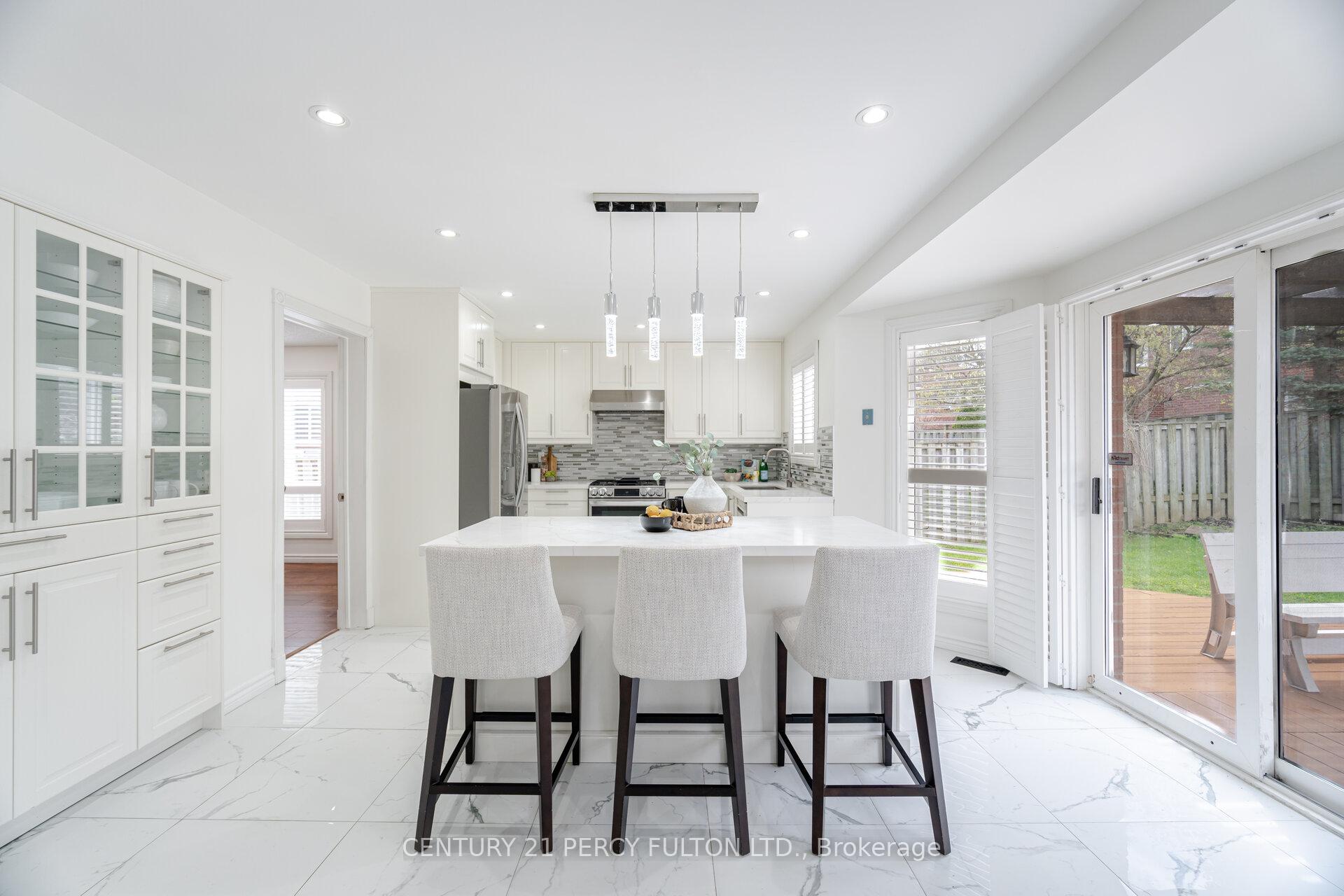Photo 13 of 269 Hoover Drive, Pickering, Rougemount — HOMEH