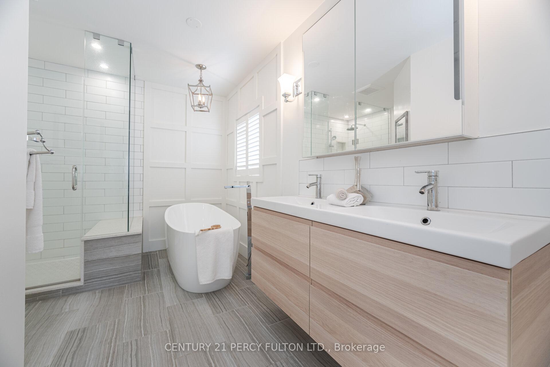 Photo 49 of 269 Hoover Drive, Pickering, Rougemount — HOMEH