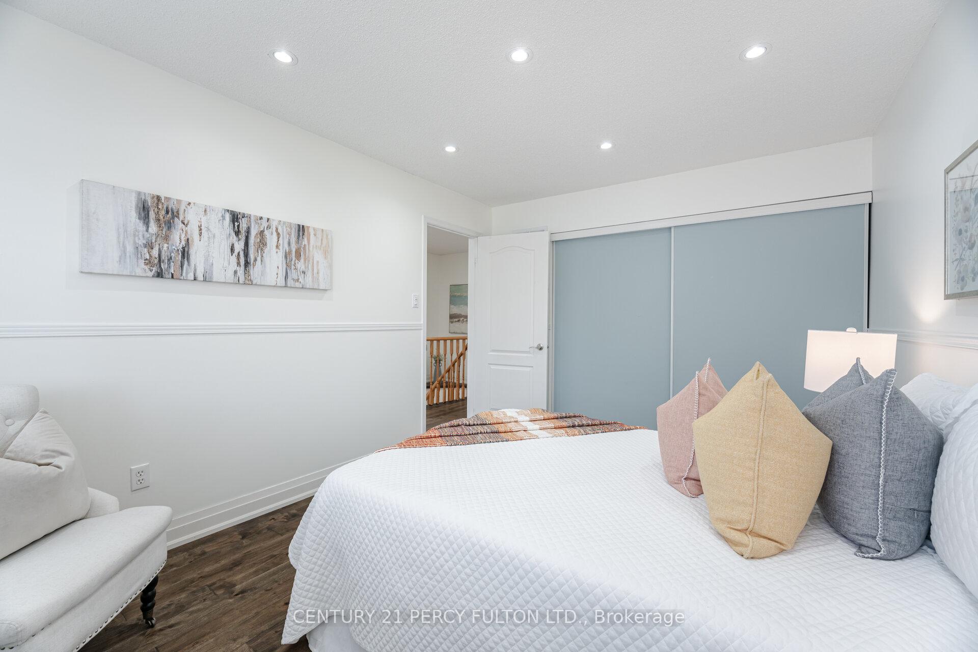 Photo 31 of 269 Hoover Drive, Pickering, Rougemount — HOMEH