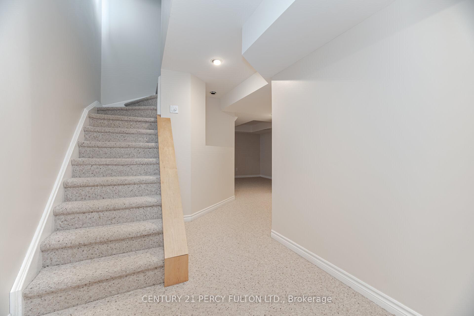 Photo 40 of 269 Hoover Drive, Pickering, Rougemount — HOMEH