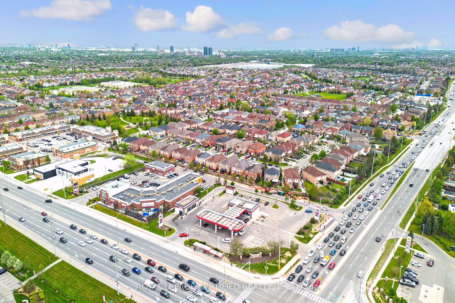 Photo 24 of 79 Native Landing, Brampton, Fletcher's Creek Village — HOMEH