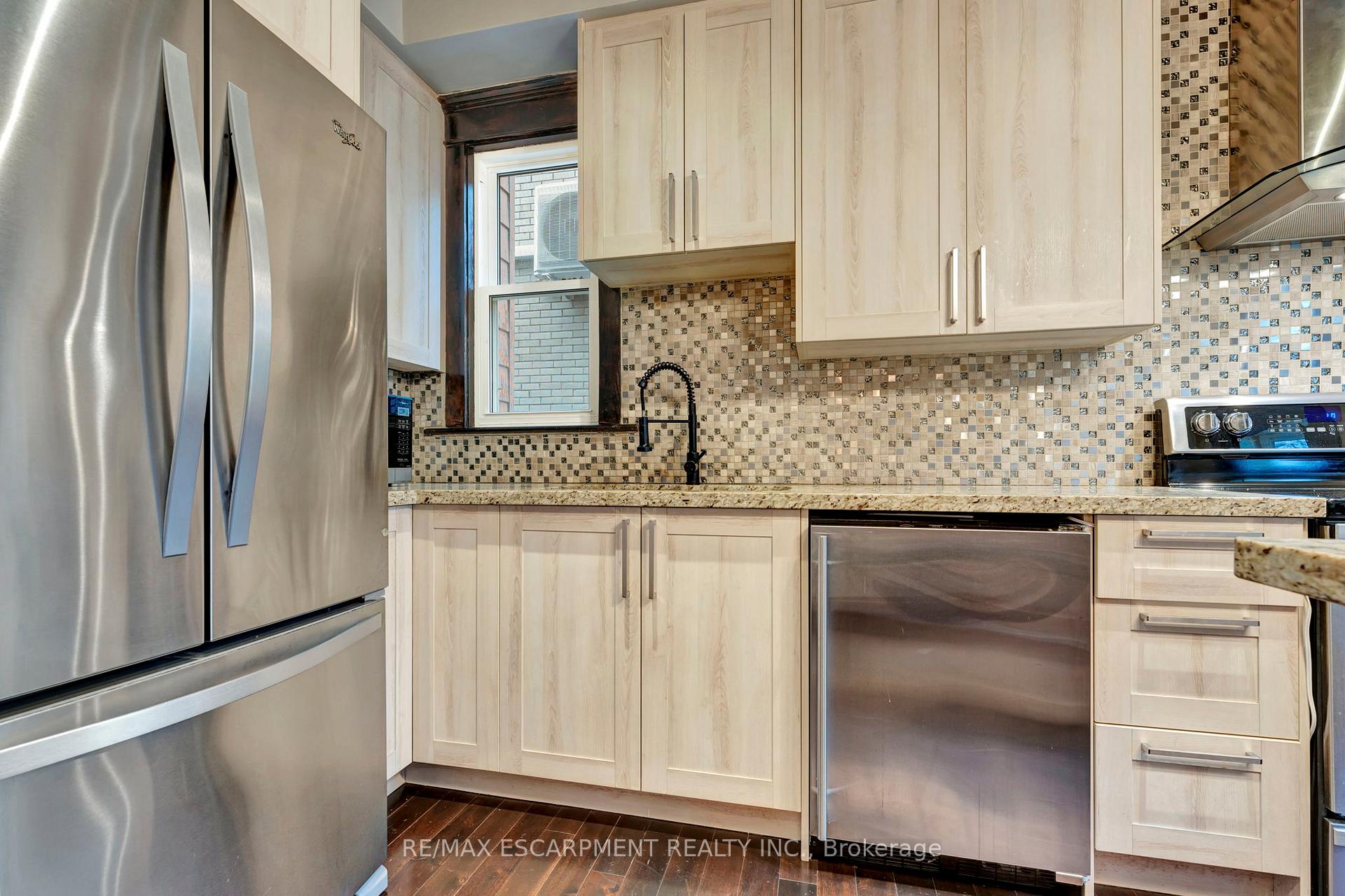 Photo 11 of 80 Spadina Avenue, Hamilton, Stipley — HOMEH