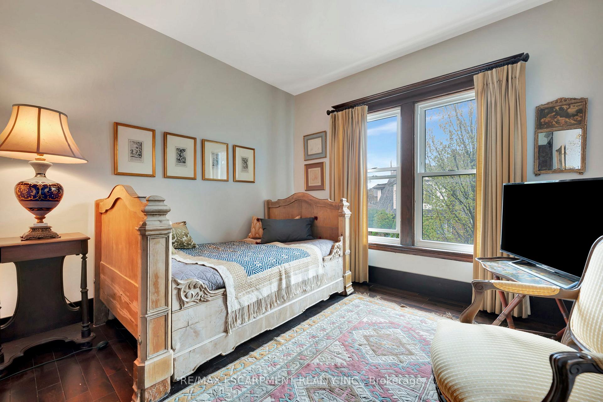 Photo 19 of 80 Spadina Avenue, Hamilton, Stipley — HOMEH