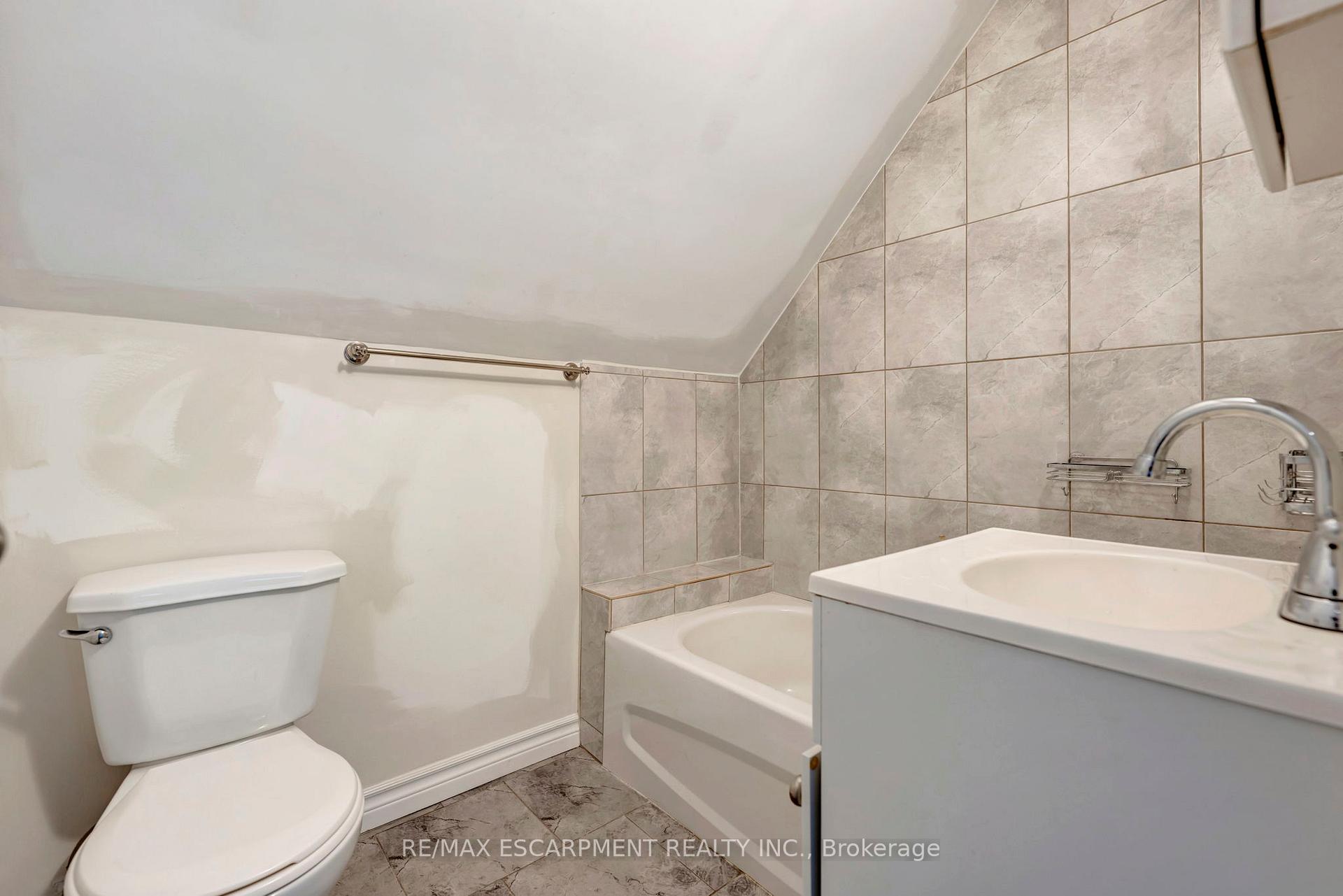 Photo 21 of 80 Spadina Avenue, Hamilton, Stipley — HOMEH