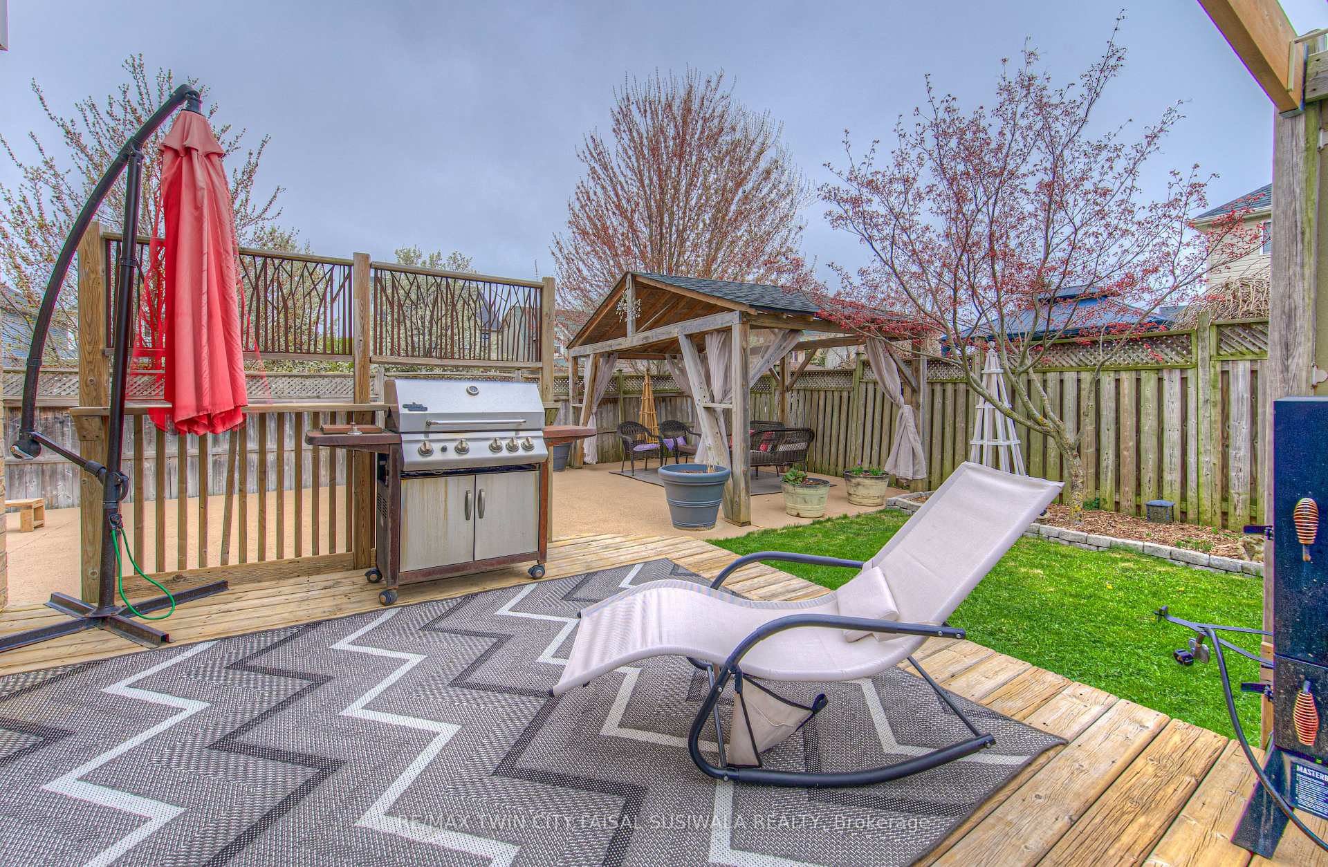 Photo 9 of 87 Bartleman Crescent, Cambridge — HOMEH