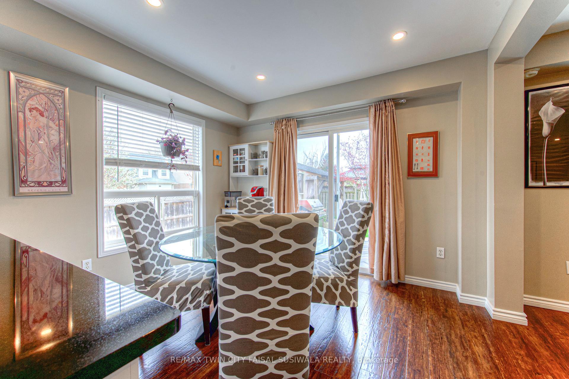 Photo 19 of 87 Bartleman Crescent, Cambridge — HOMEH