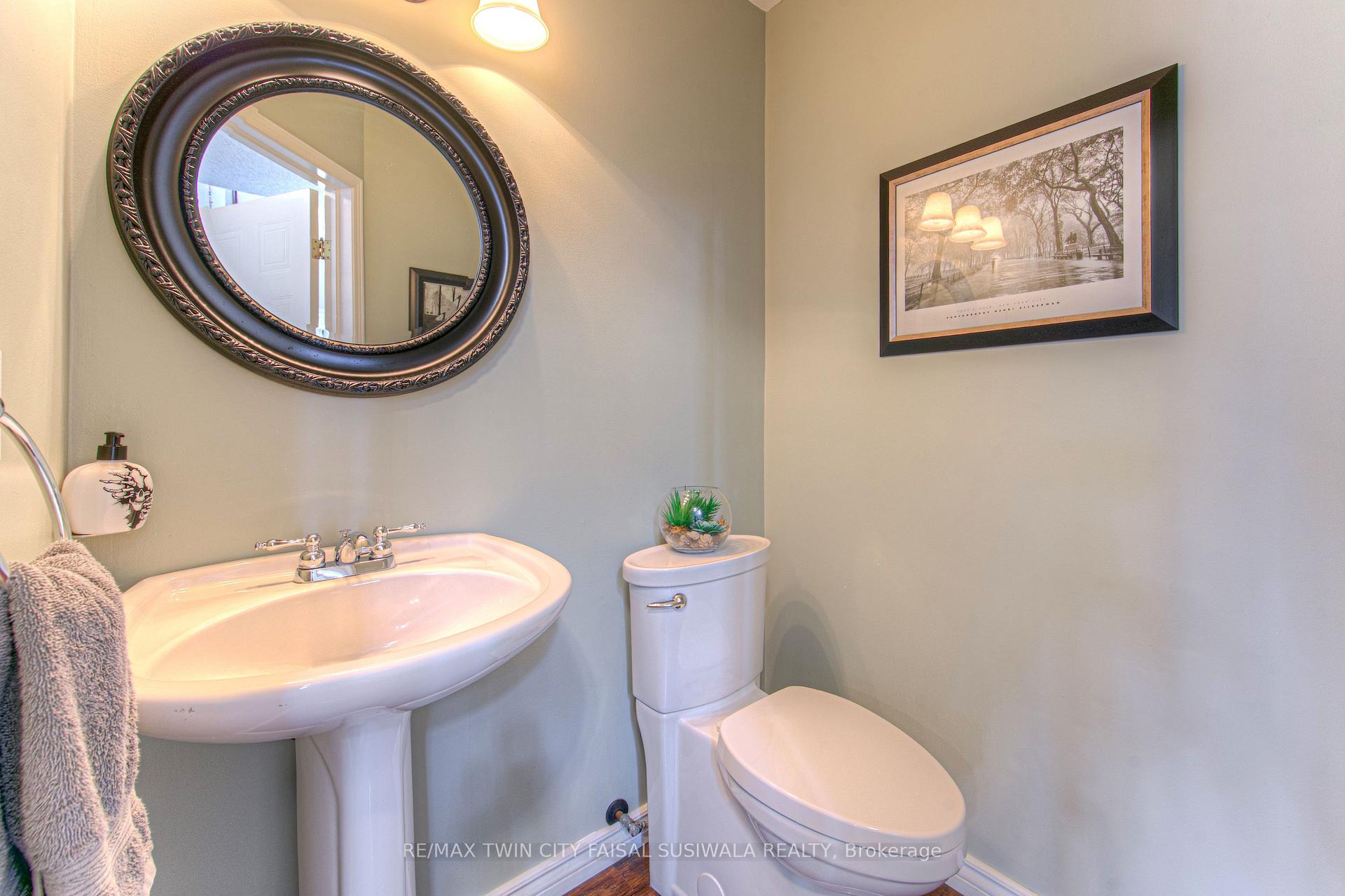 Photo 22 of 87 Bartleman Crescent, Cambridge — HOMEH