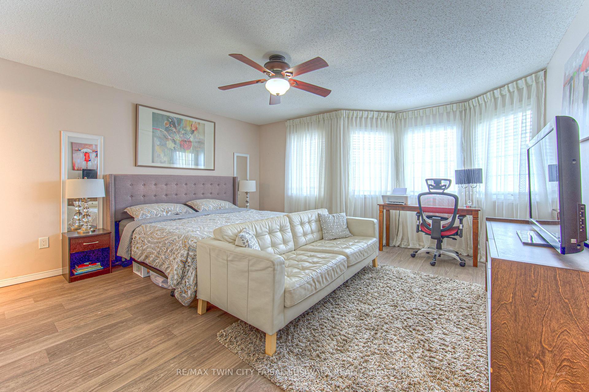 Photo 25 of 87 Bartleman Crescent, Cambridge — HOMEH