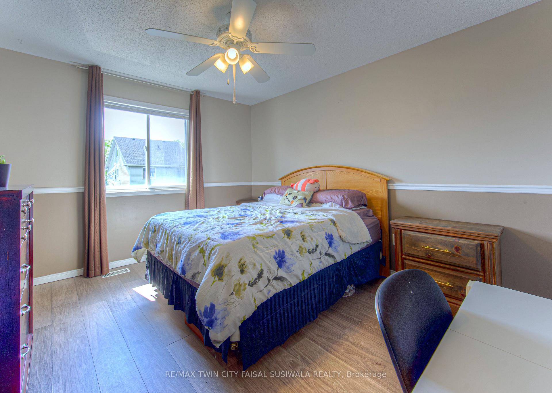 Photo 38 of 87 Bartleman Crescent, Cambridge — HOMEH
