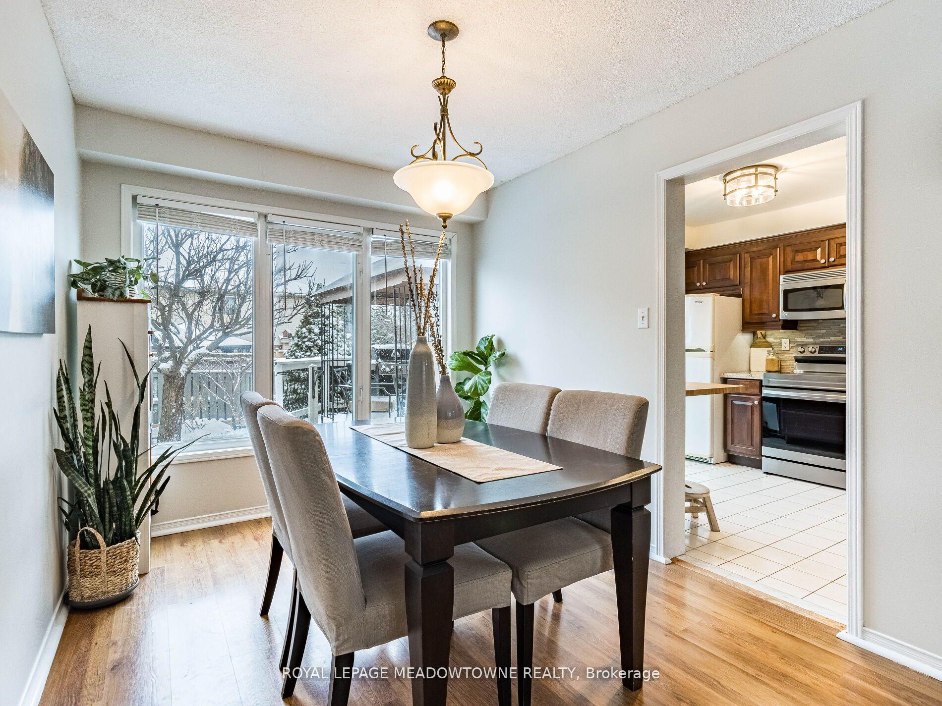 Photo 8 of 73 Townley Crescent, Brampton, Heart Lake West — HOMEH