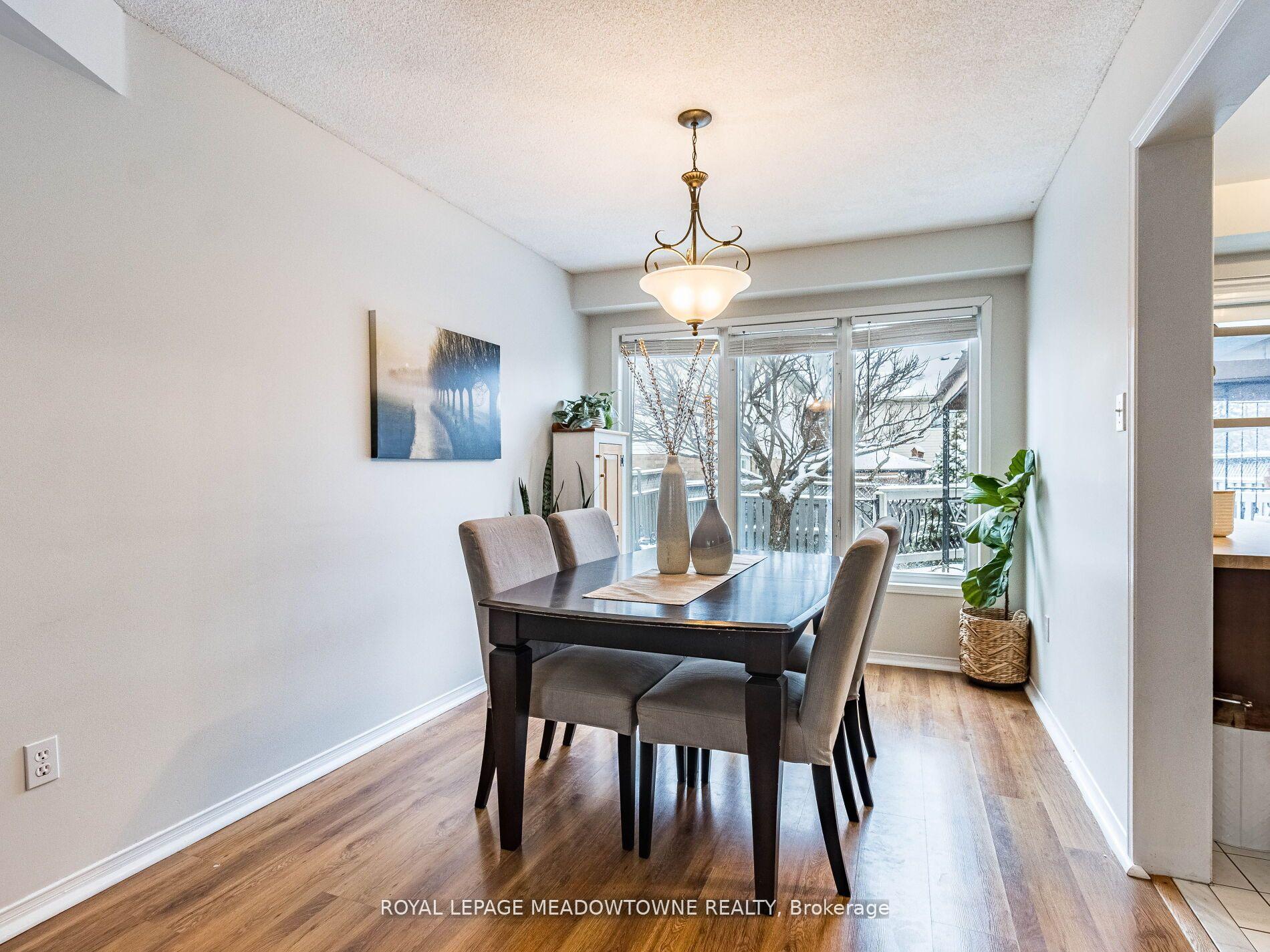 Photo 7 of 73 Townley Crescent, Brampton, Heart Lake West — HOMEH