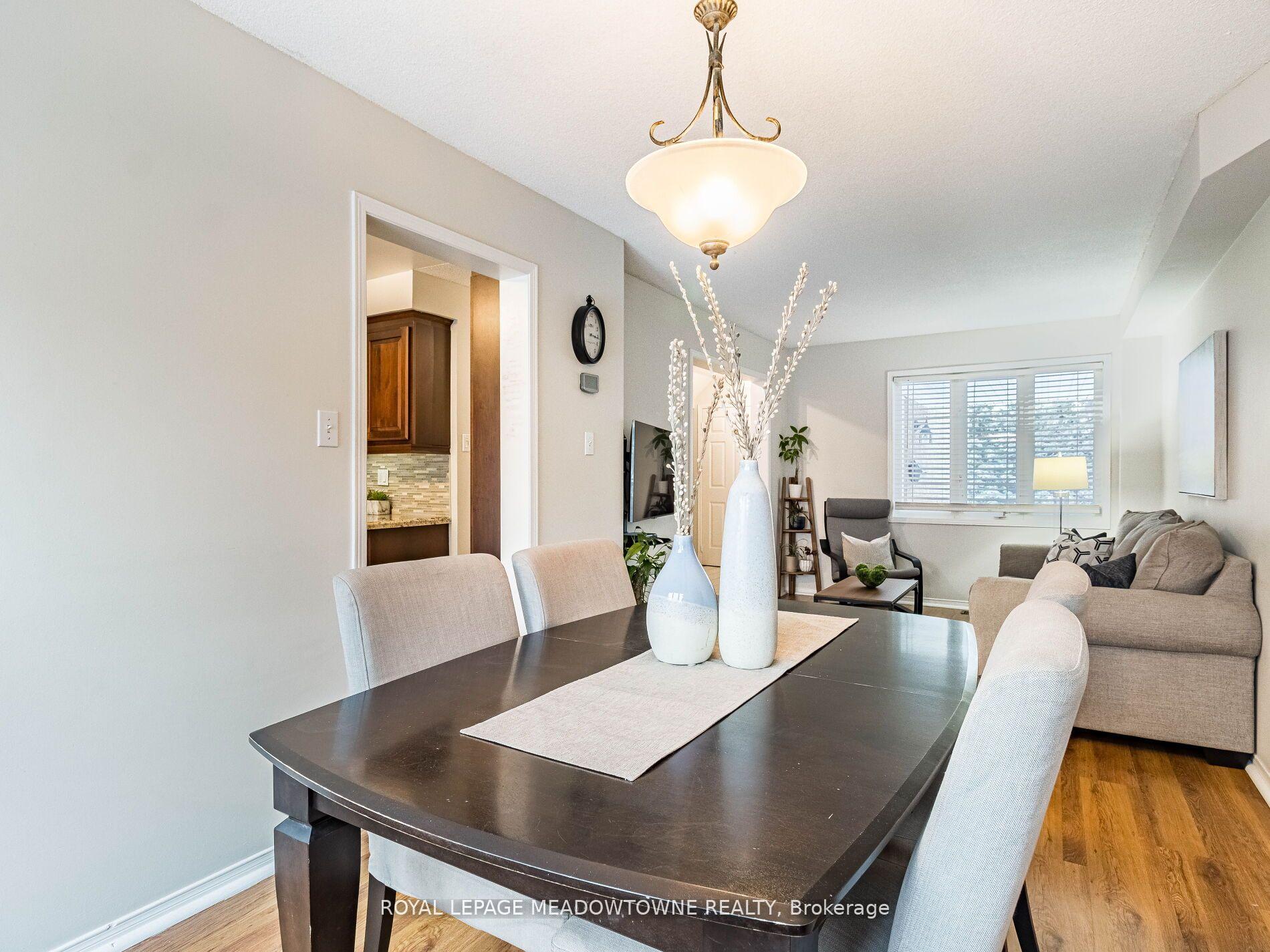 Photo 9 of 73 Townley Crescent, Brampton, Heart Lake West — HOMEH