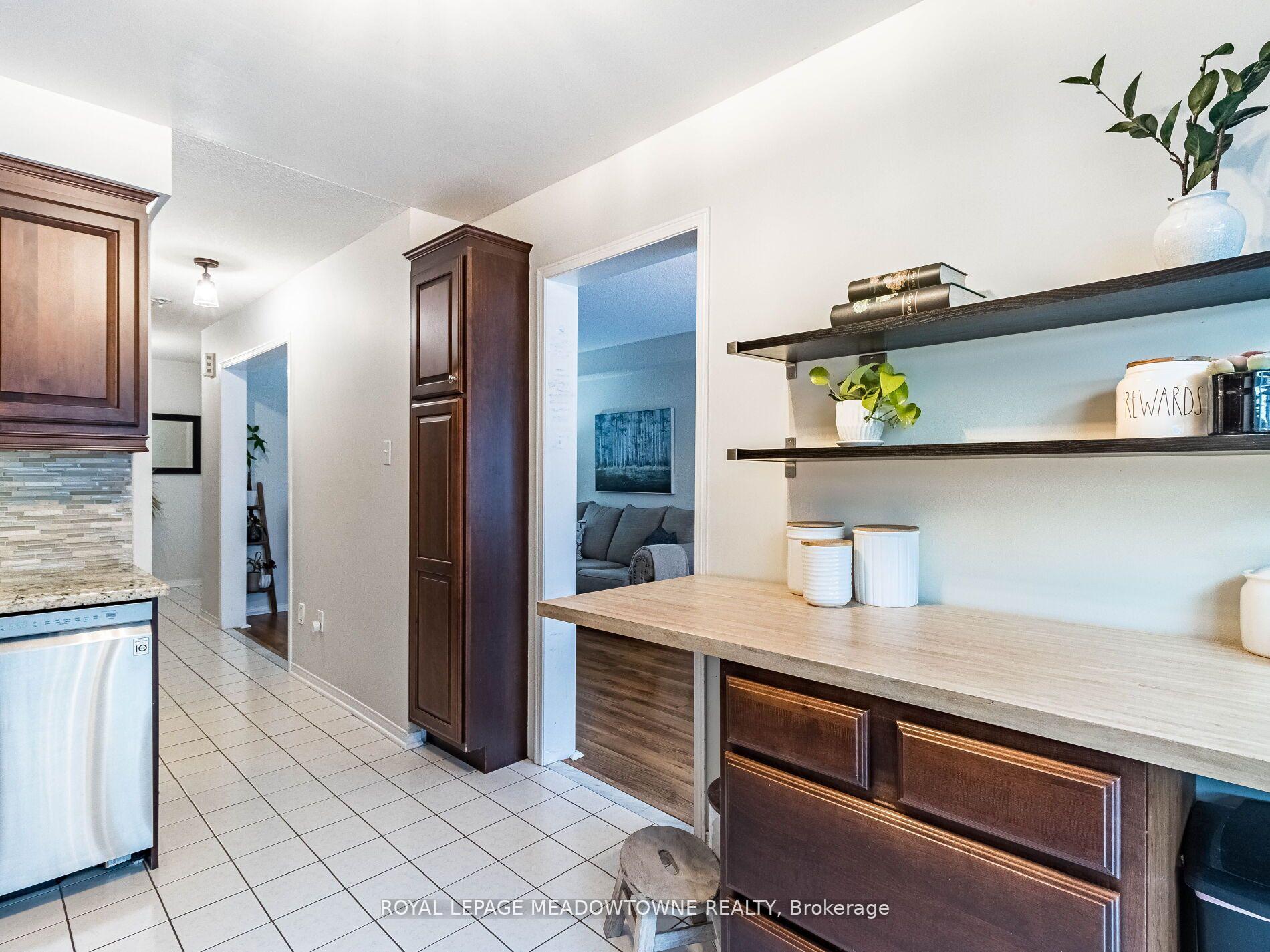 Photo 12 of 73 Townley Crescent, Brampton, Heart Lake West — HOMEH