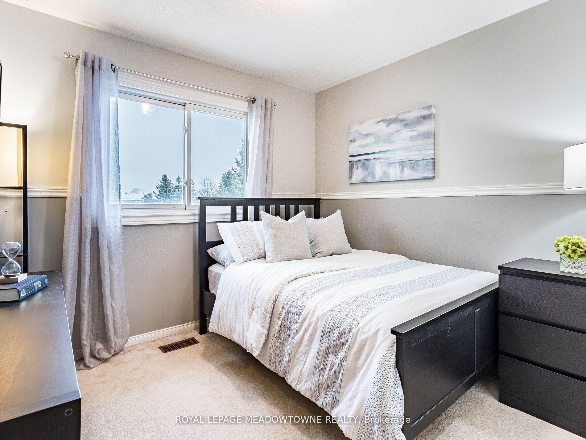 Photo 23 of 73 Townley Crescent, Brampton, Heart Lake West — HOMEH