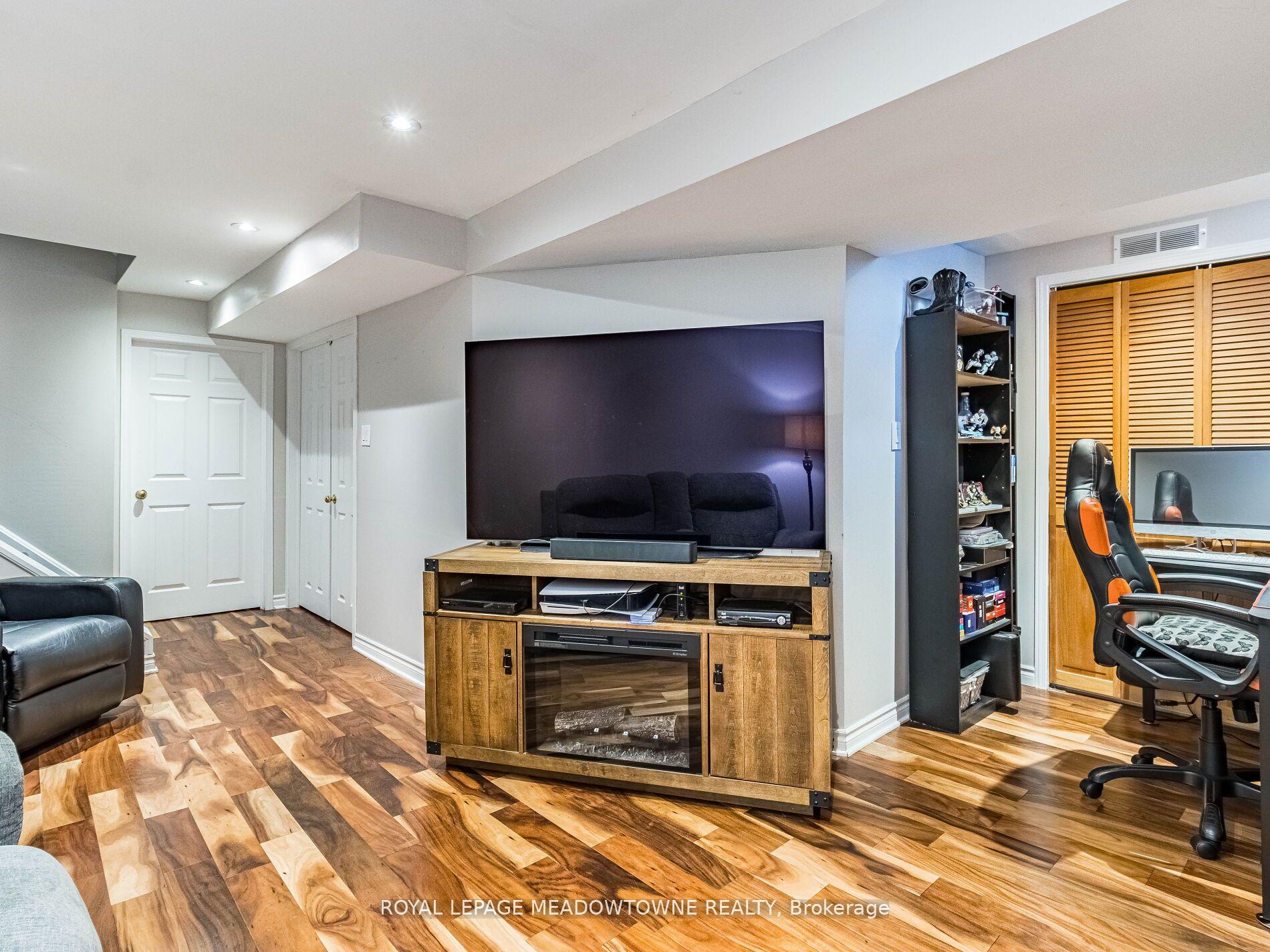 Photo 39 of 73 Townley Crescent, Brampton, Heart Lake West — HOMEH