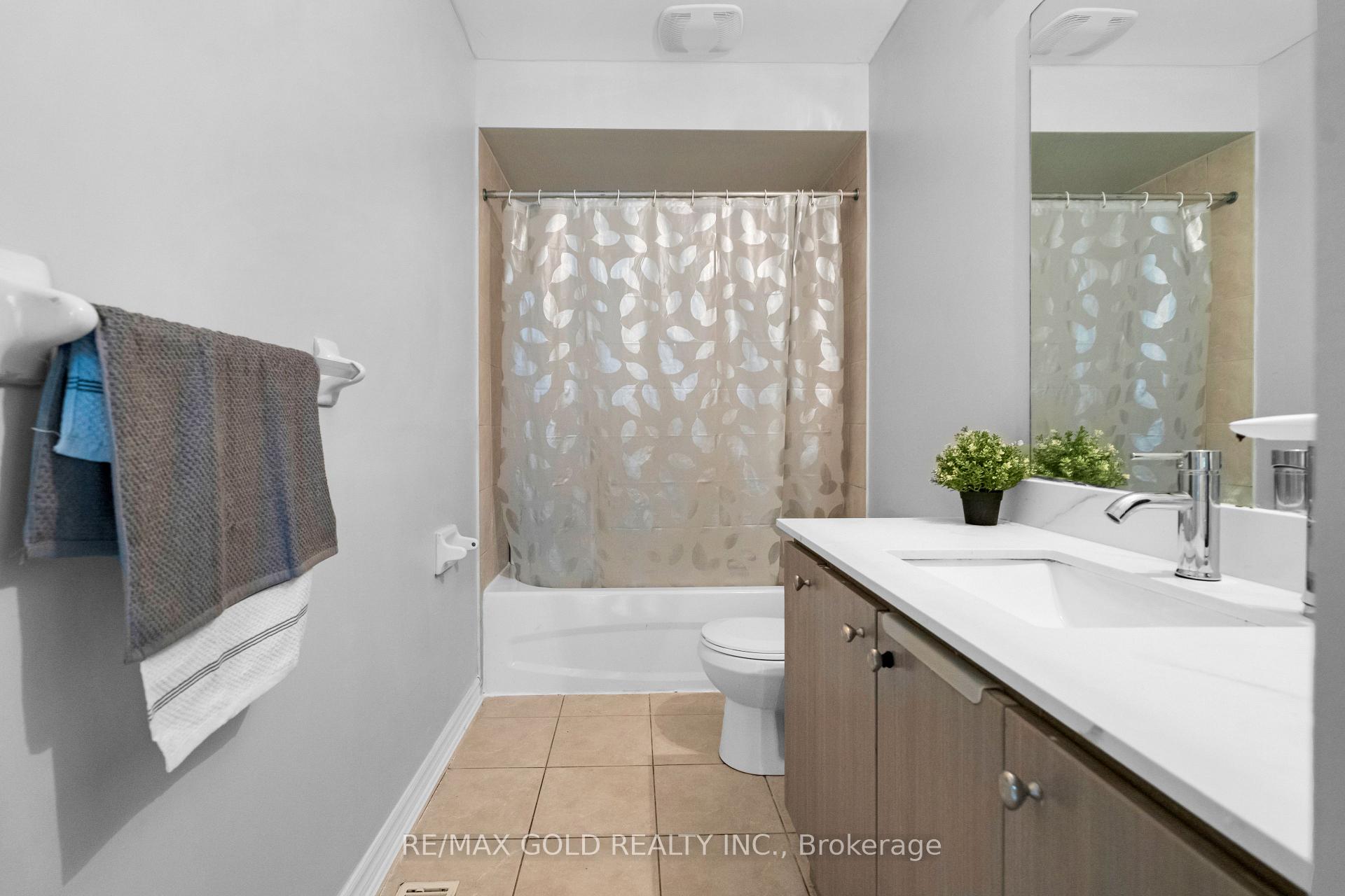 Photo 17 of 82 Education Road, Brampton, Bram East — HOMEH