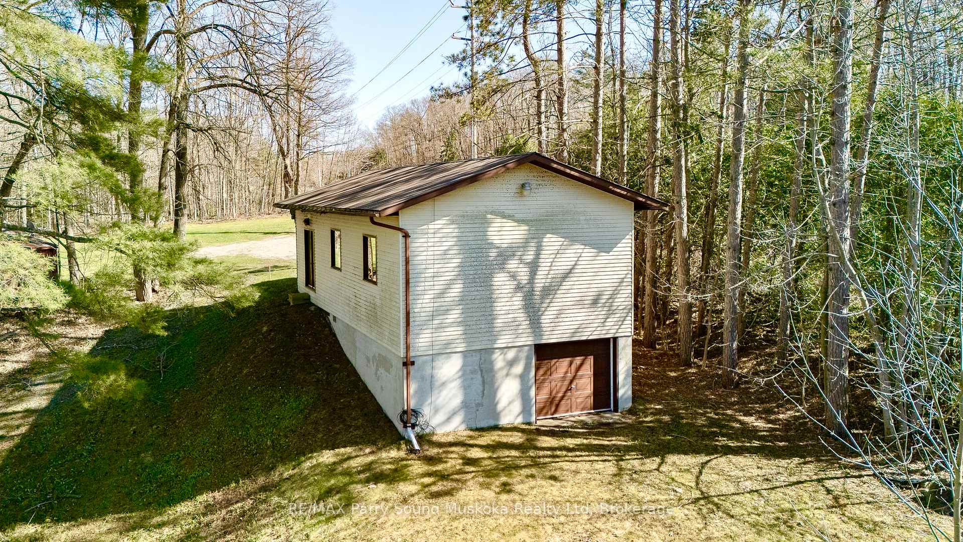 Photo 12 of 1932A Lake Joseph Road, Seguin — HOMEH