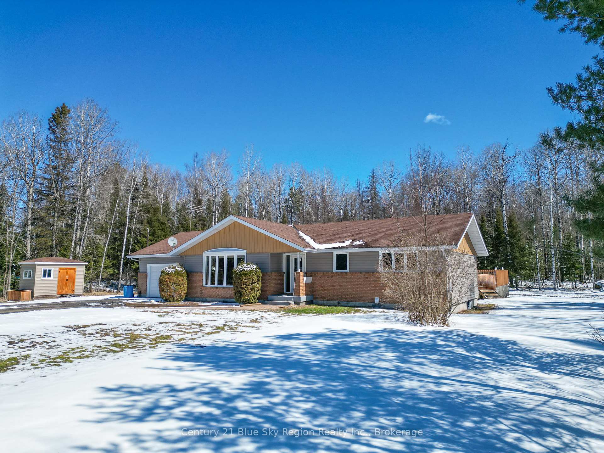 Photo 2 of 98 Meadow Drive, East Ferris, Corbeil — HOMEH