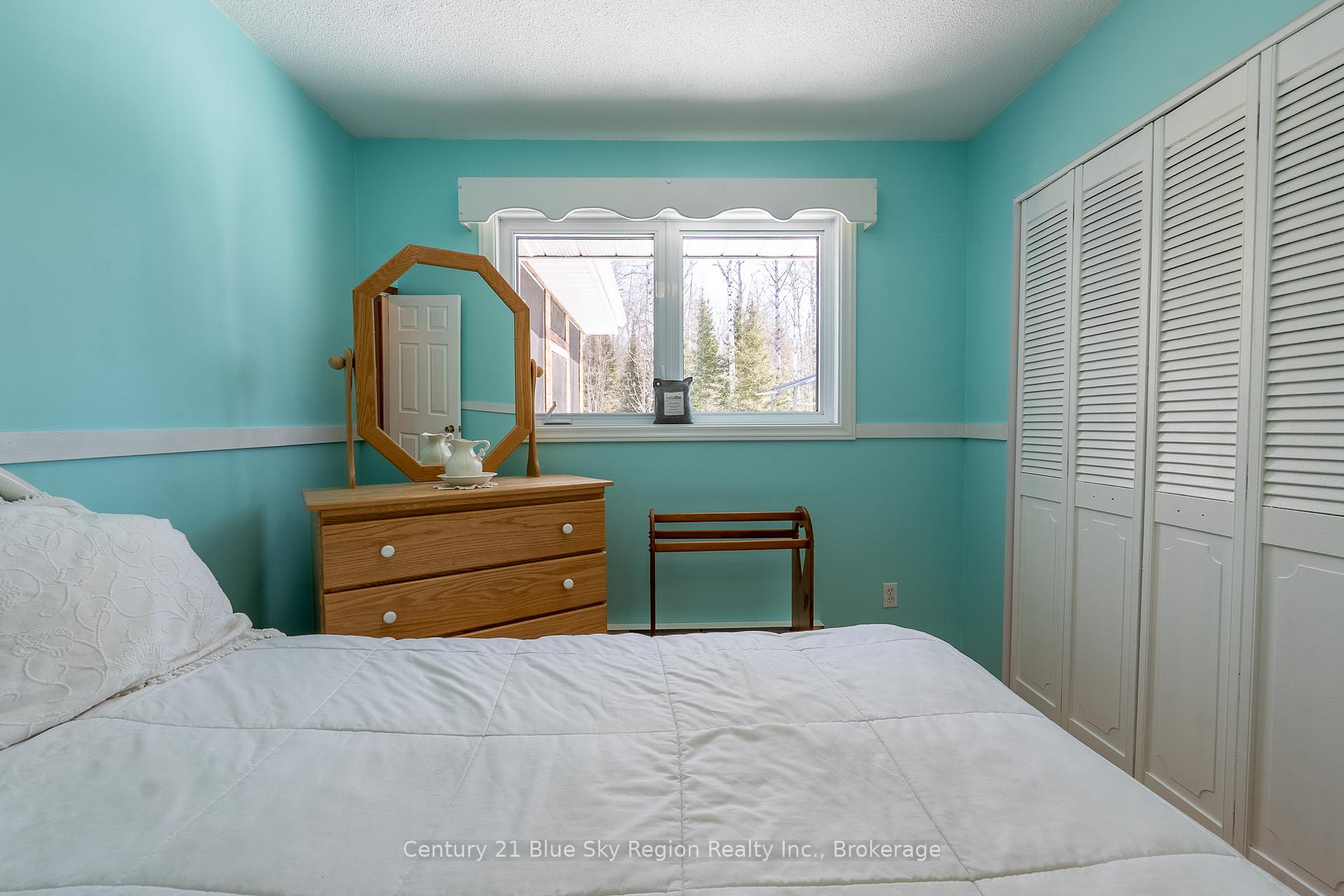 Photo 19 of 98 Meadow Drive, East Ferris, Corbeil — HOMEH