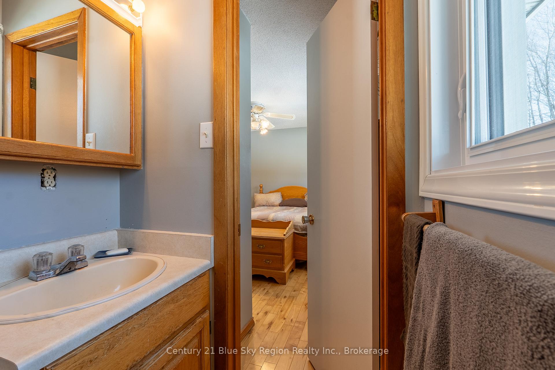 Photo 21 of 98 Meadow Drive, East Ferris, Corbeil — HOMEH