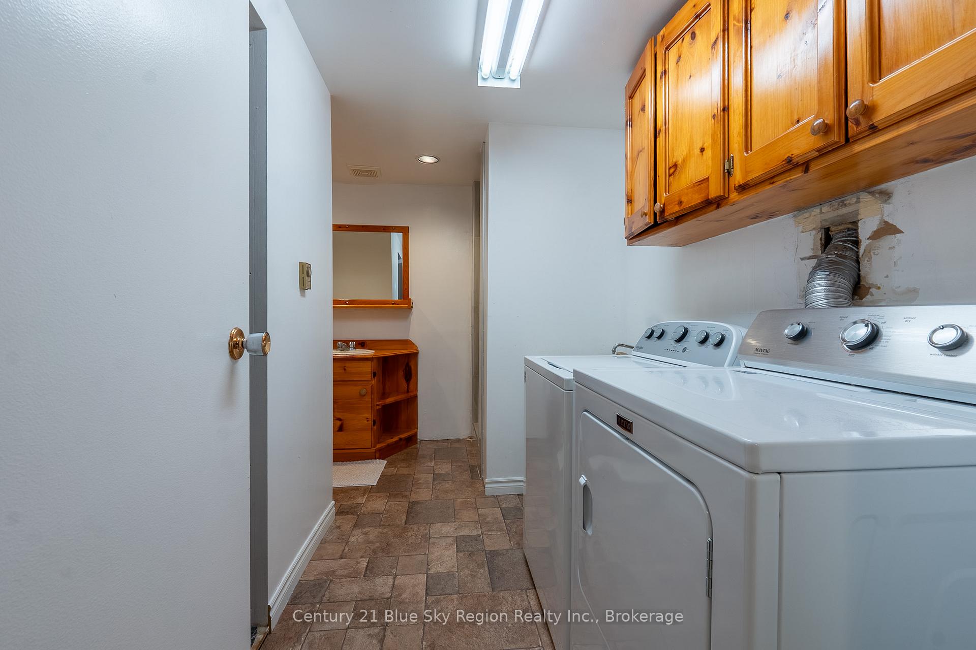 Photo 32 of 98 Meadow Drive, East Ferris, Corbeil — HOMEH