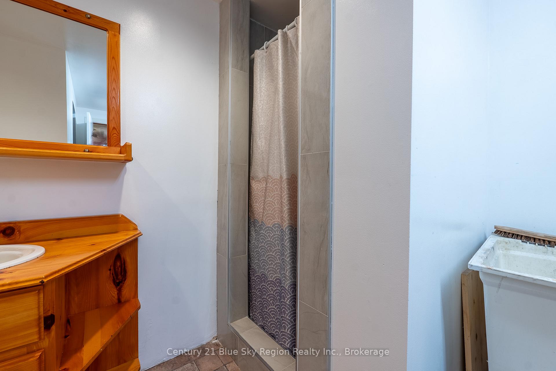Photo 34 of 98 Meadow Drive, East Ferris, Corbeil — HOMEH