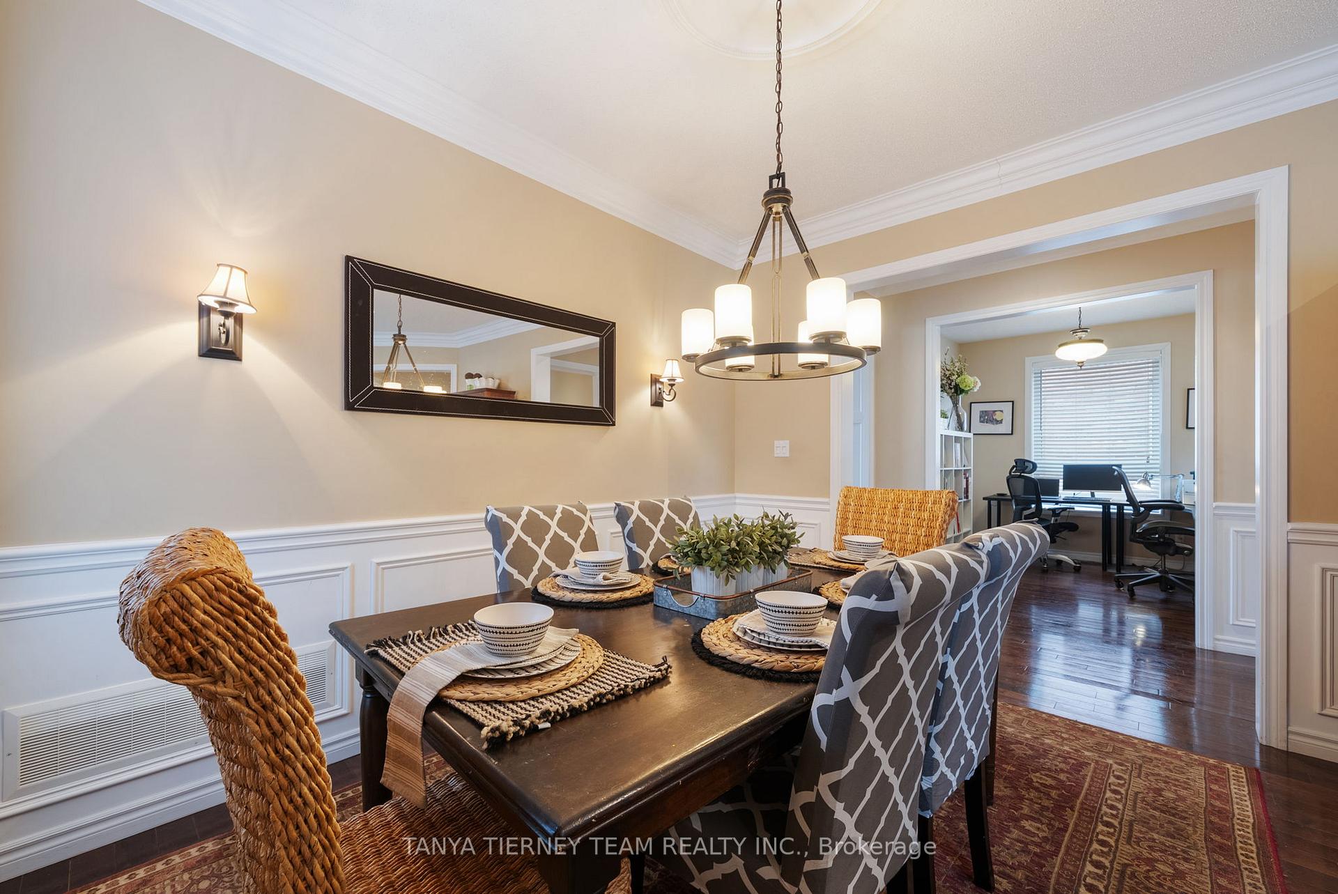Photo 9 of 116 Cachet Boulevard, Whitby, Brooklin — HOMEH