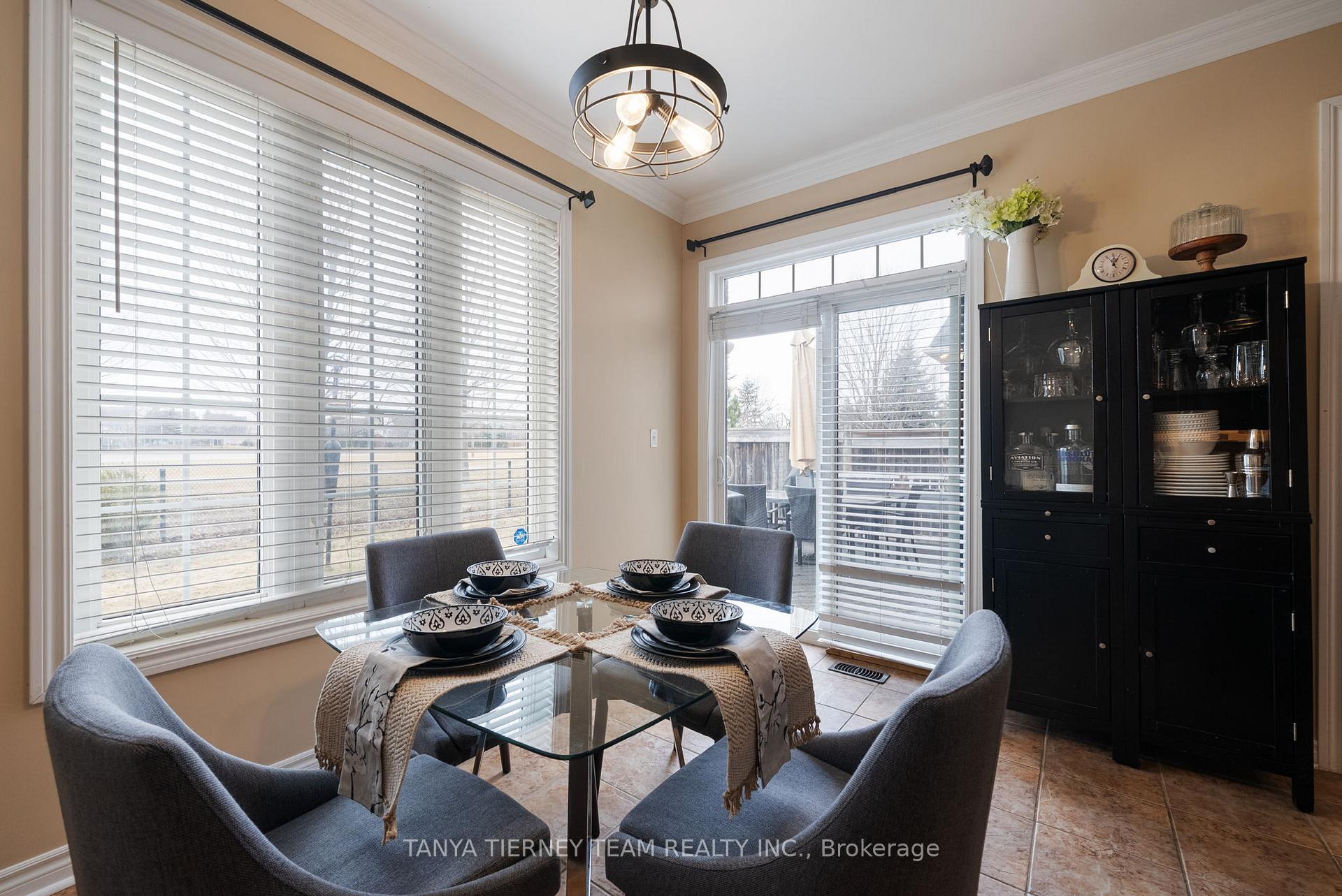 Photo 20 of 116 Cachet Boulevard, Whitby, Brooklin — HOMEH