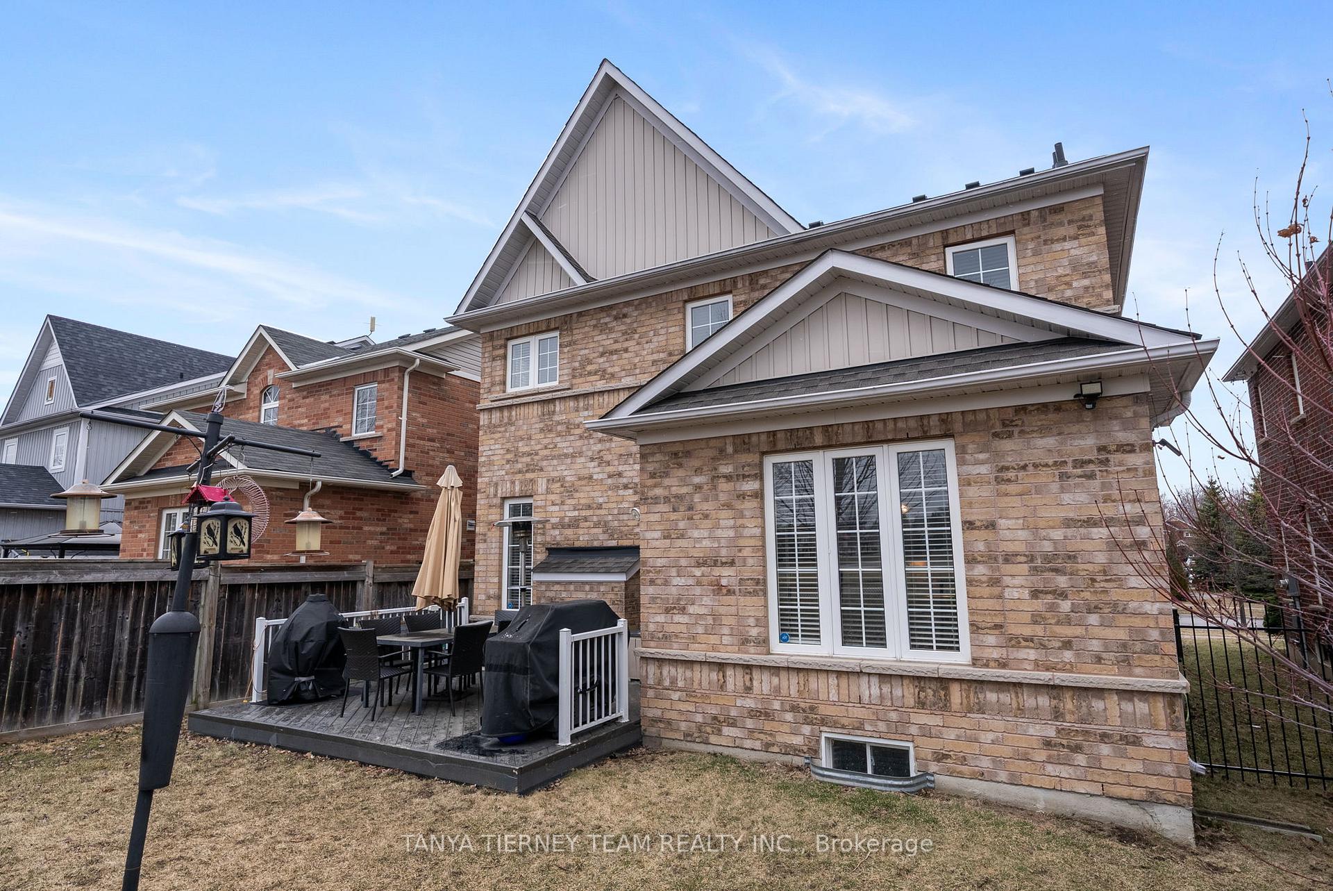 Photo 42 of 116 Cachet Boulevard, Whitby, Brooklin — HOMEH