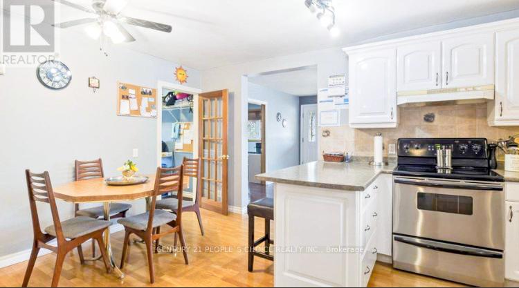 Photo 9 of 1170 Centre Avenue NE, LaSalle — HOMEH