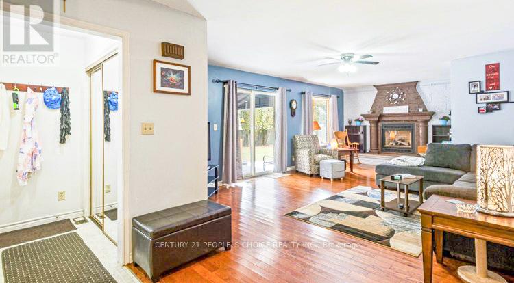 Photo 19 of 1170 Centre Avenue NE, LaSalle — HOMEH