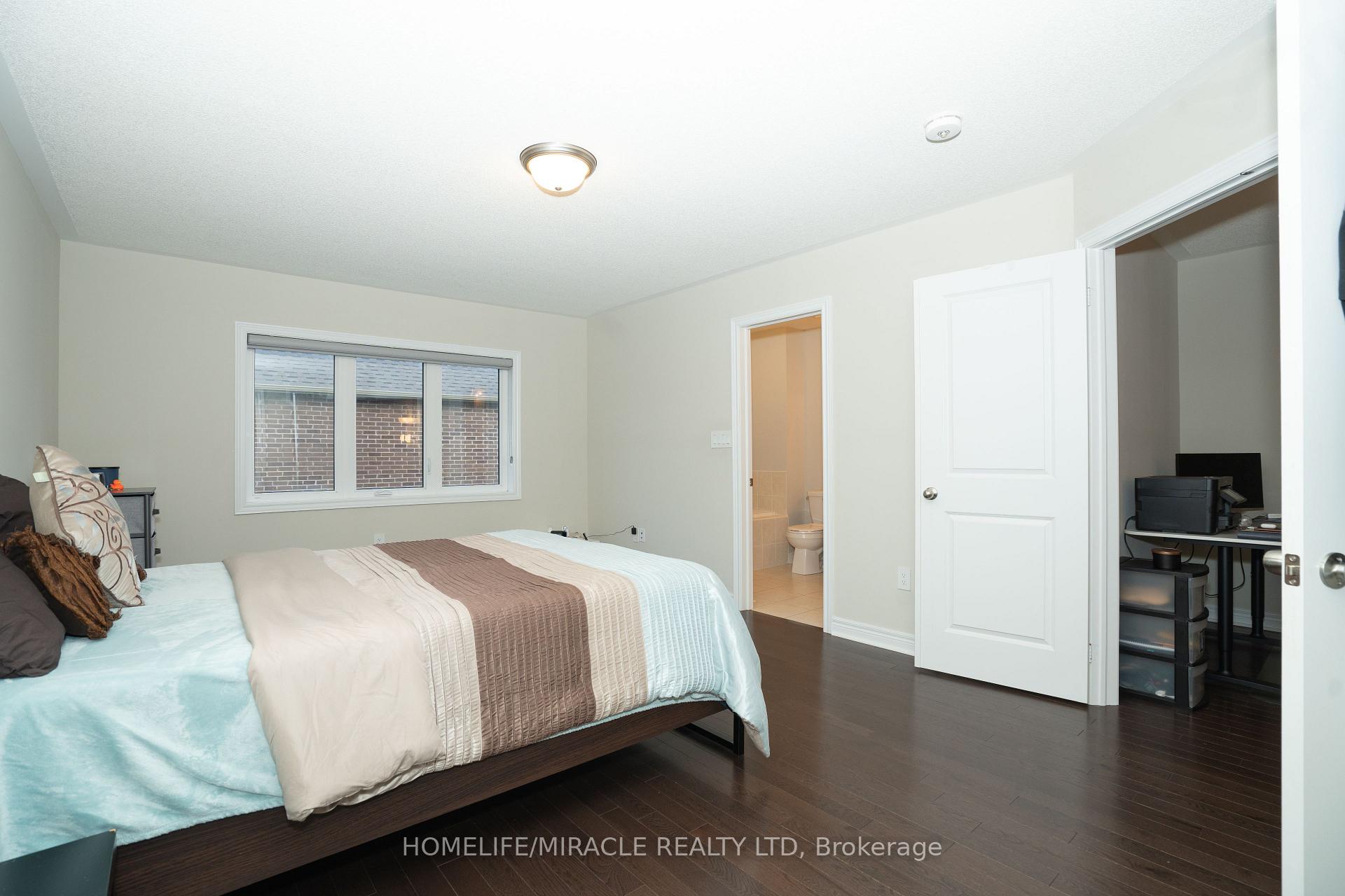 Photo 17 of 83 Finegan Circle, Brampton, Northwest Brampton — HOMEH