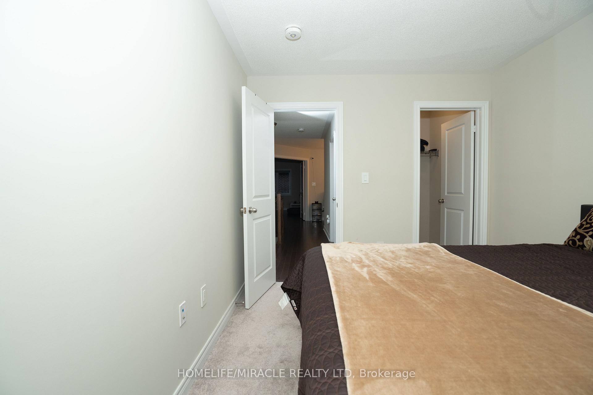 Photo 14 of 83 Finegan Circle, Brampton, Northwest Brampton — HOMEH
