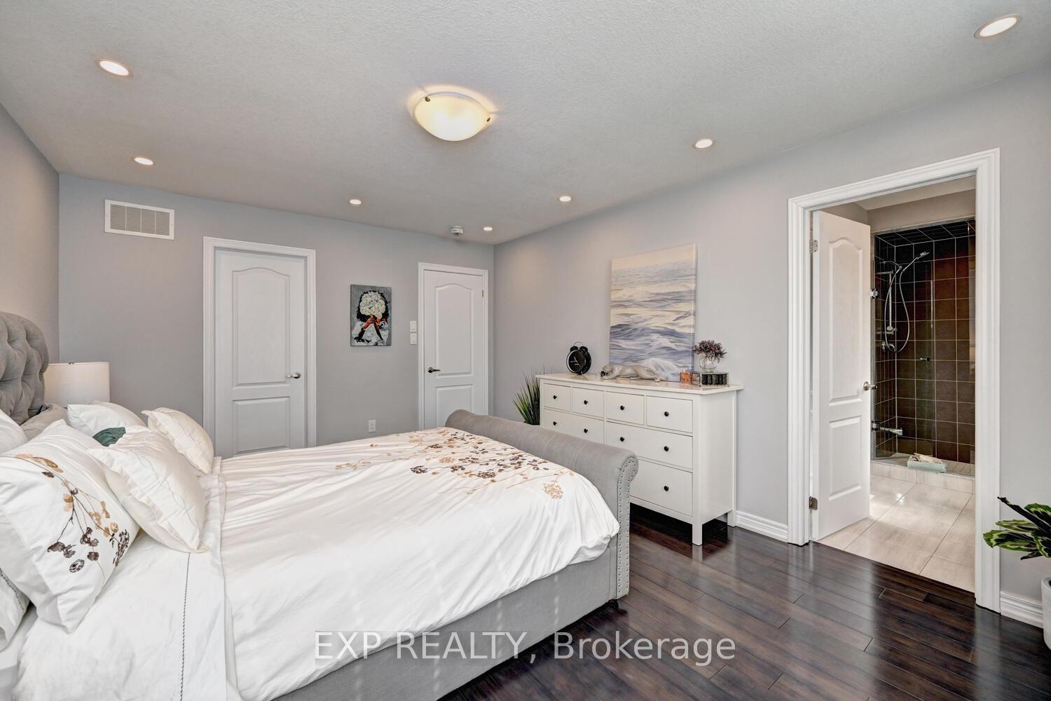 Photo 20 of 467 Linden Drive, Cambridge, Preston Heights — HOMEH